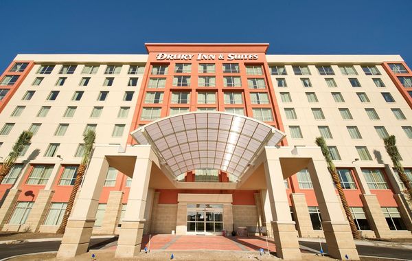 Drury Inn & Suites near Universal Orlando Resort - Hoteles en Disney Area de Orlando