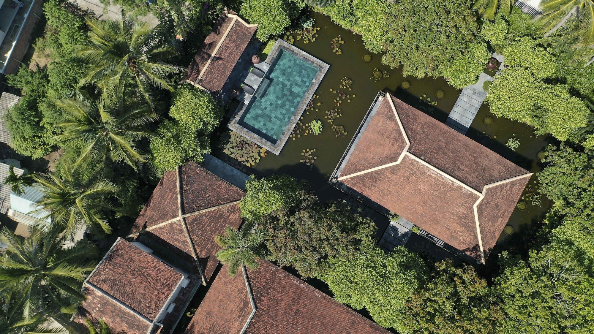 Vista Exterior Villa Hoa Su - Frangipani Village Resort
