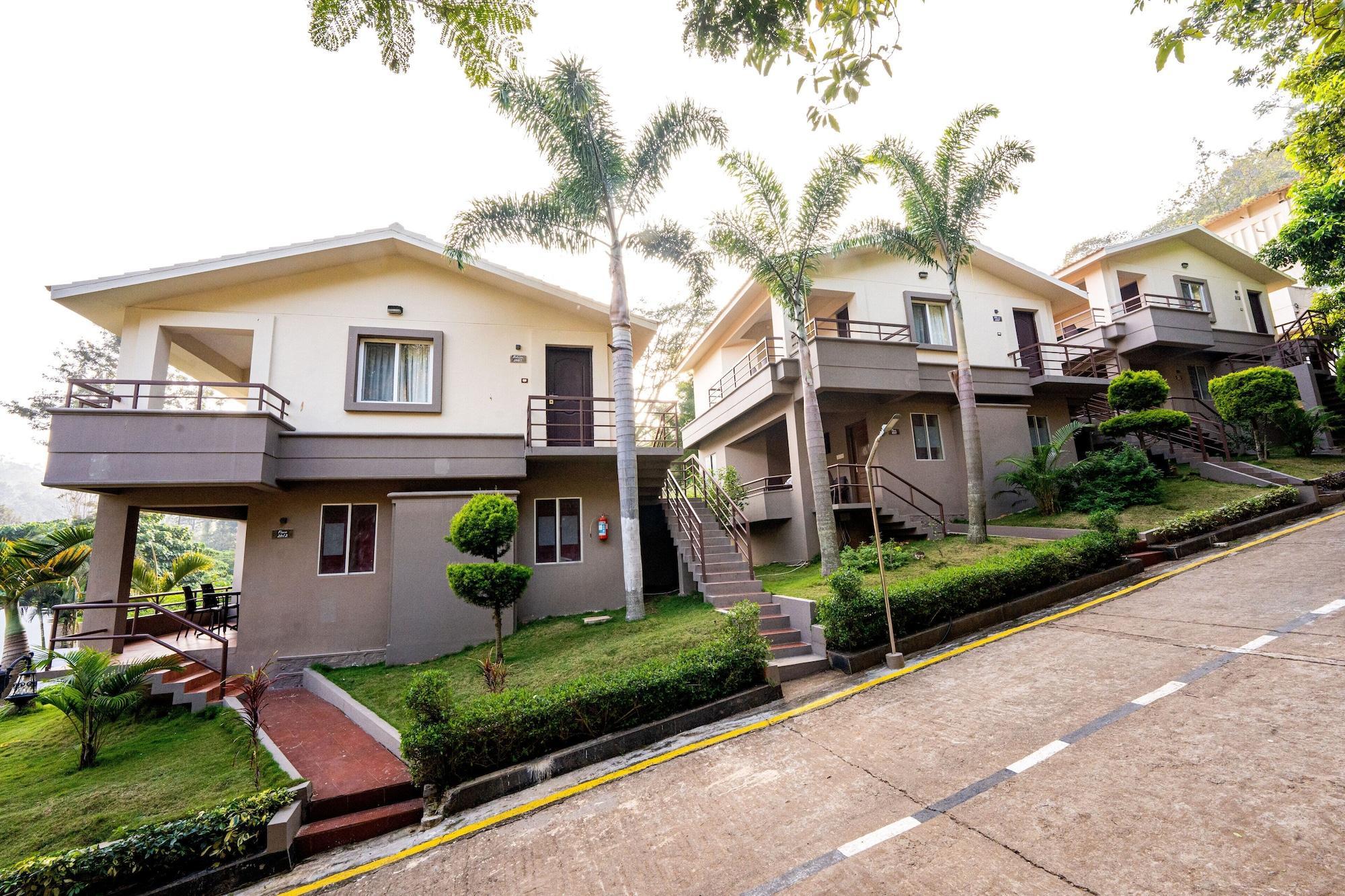 Vista Exterior TGI STAR Holidays Yercaud