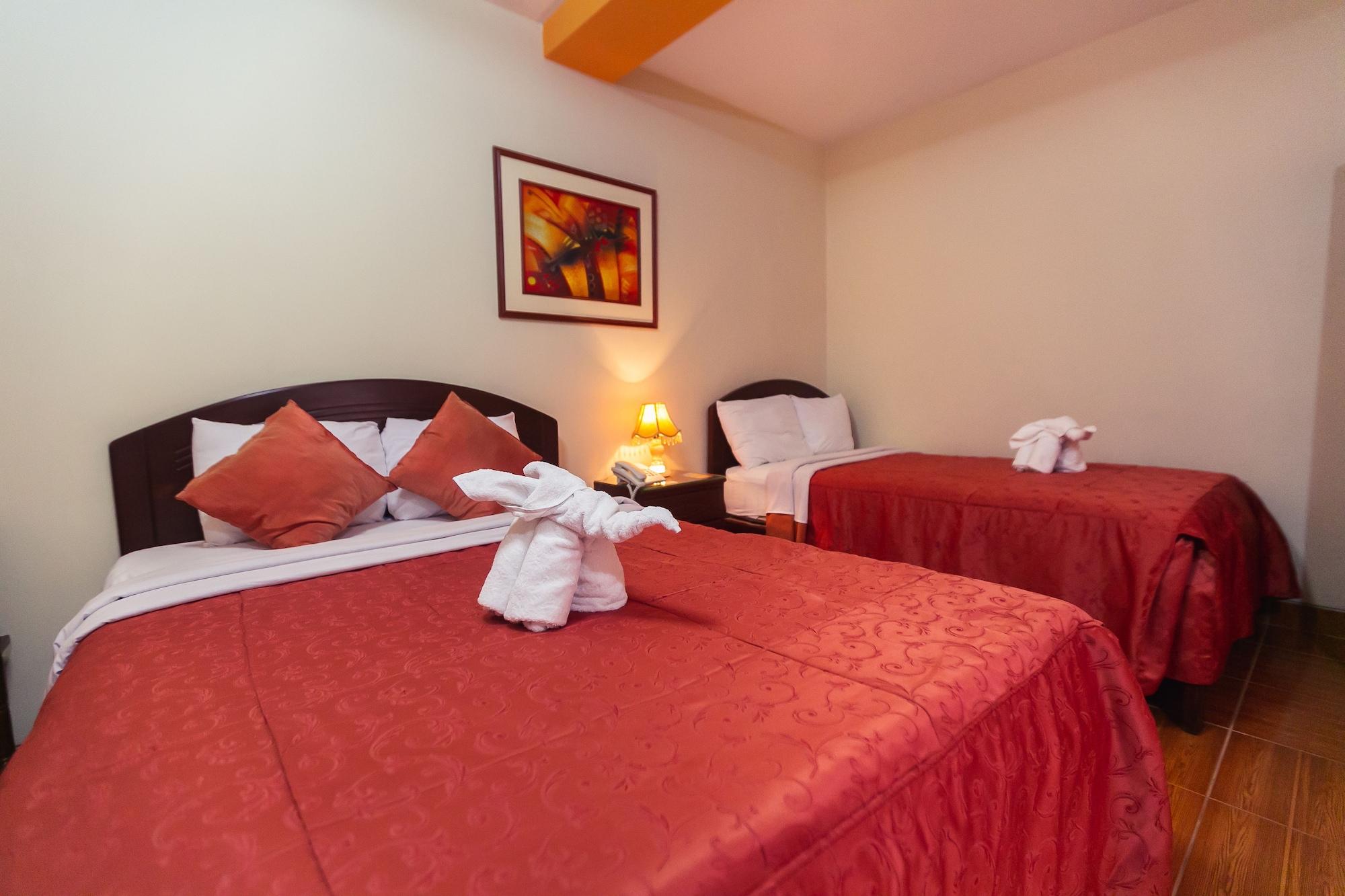 Varios Hotel Plaza Bolognesi