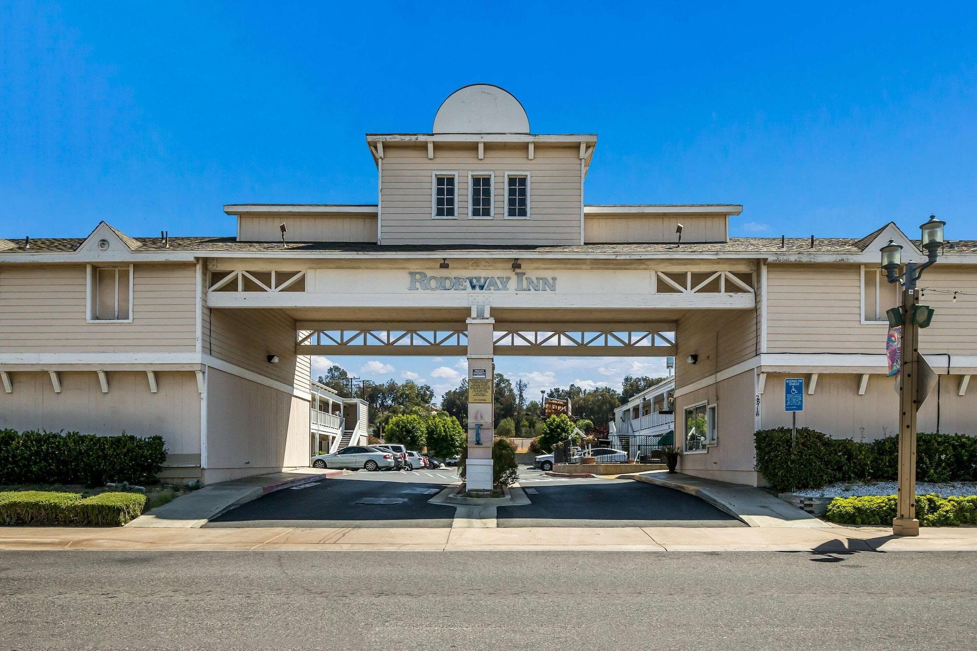 Varios Rodeway Inn Old Town Temecula