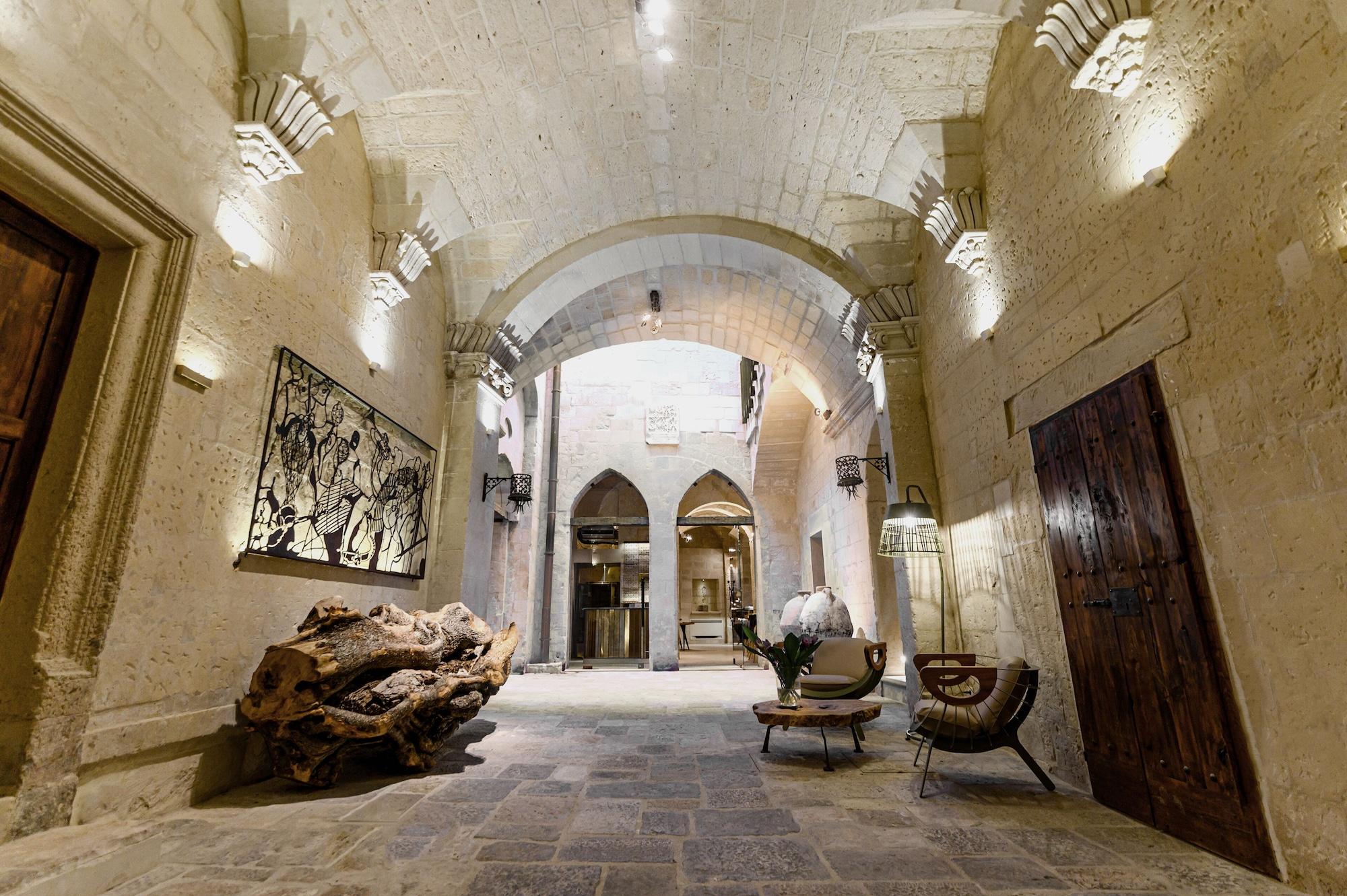 Varios Pollicastro Boutique Hotel