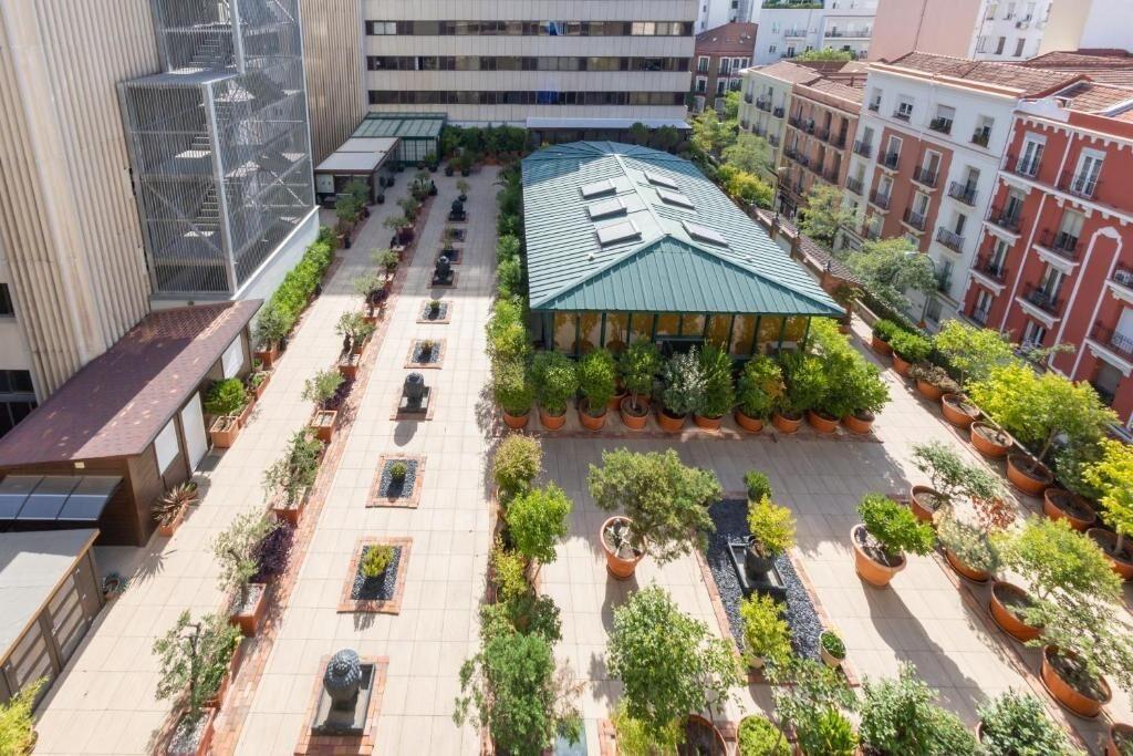 Vista Exterior Smartroom Madrid by Arco