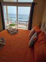 Renta temporal - Private Beach Front Vacation Home with Breathtaking Views!