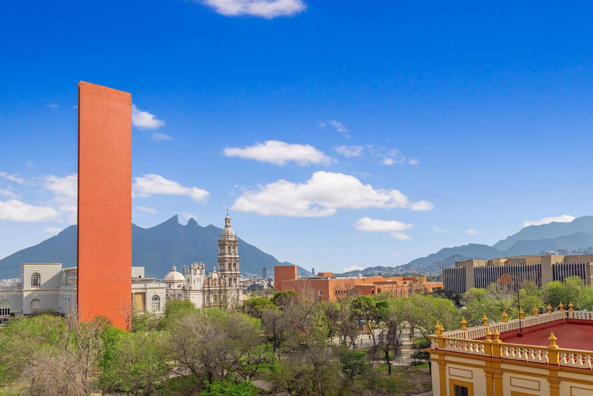 Vista Exterior Monterrey Macroplaza