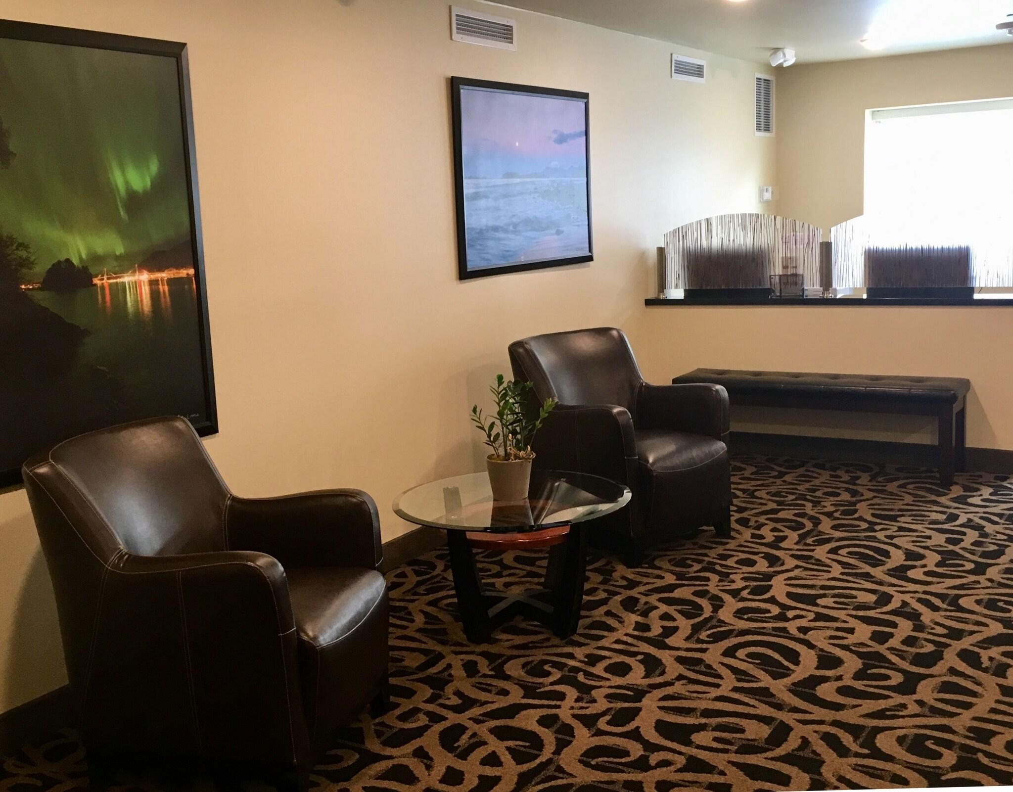 Vista Lobby Aspen Suites Hotel Sitka