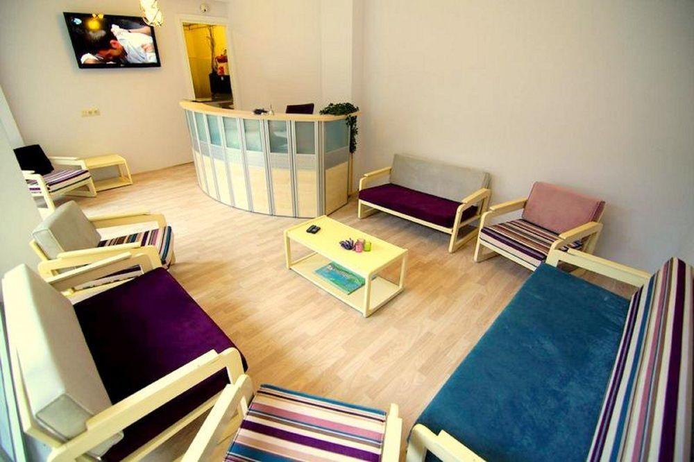 Vista Lobby Bisera Hotel