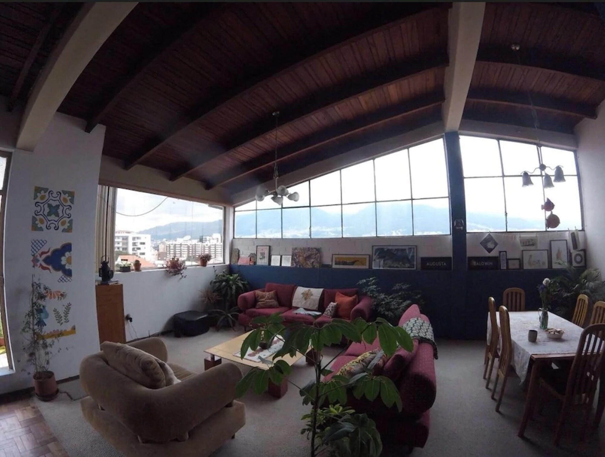 Varios Departamento Sector Megamaxi y Quicentro