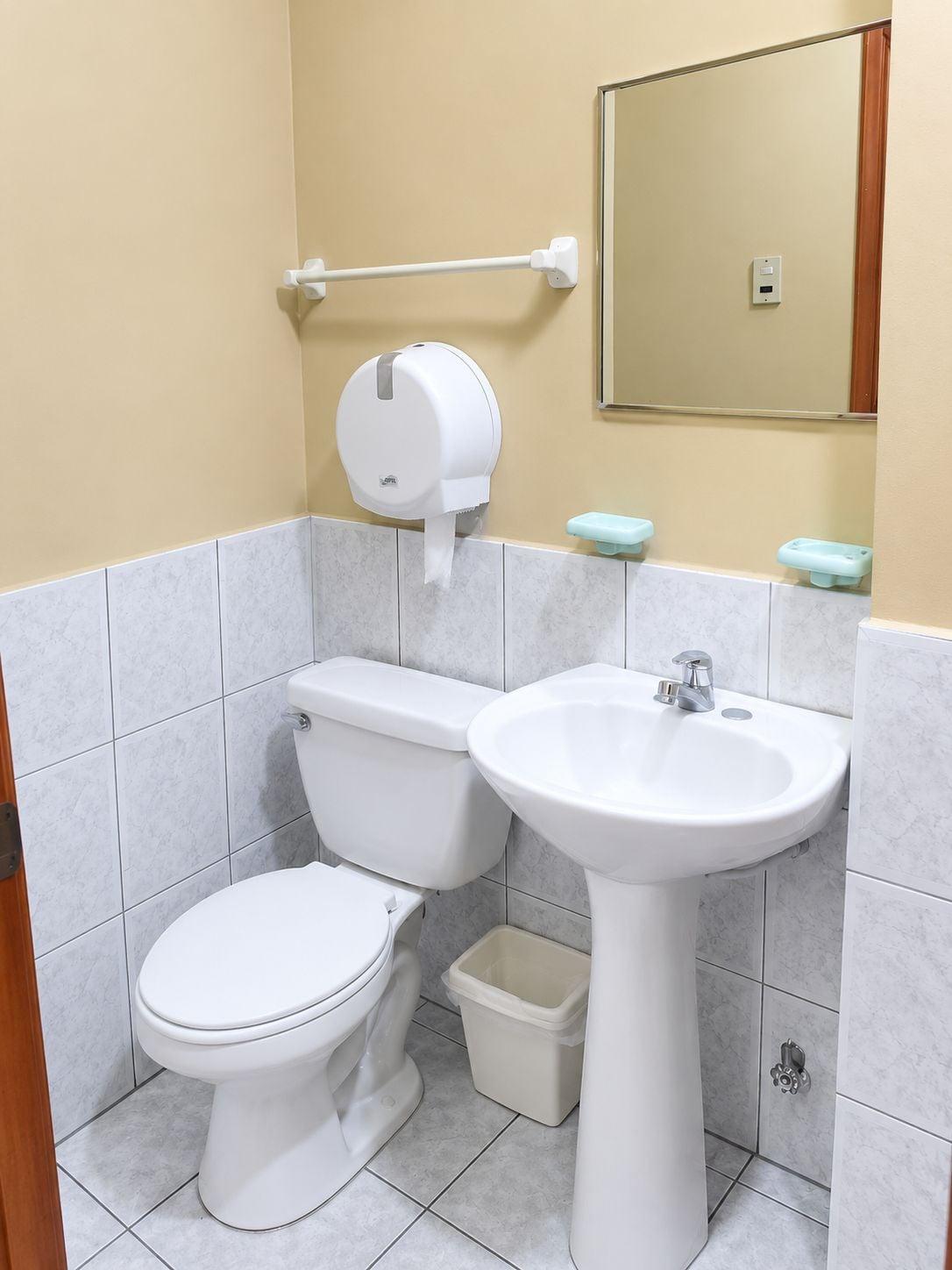 Equipamiento de Habitación HOTEL MILENIO