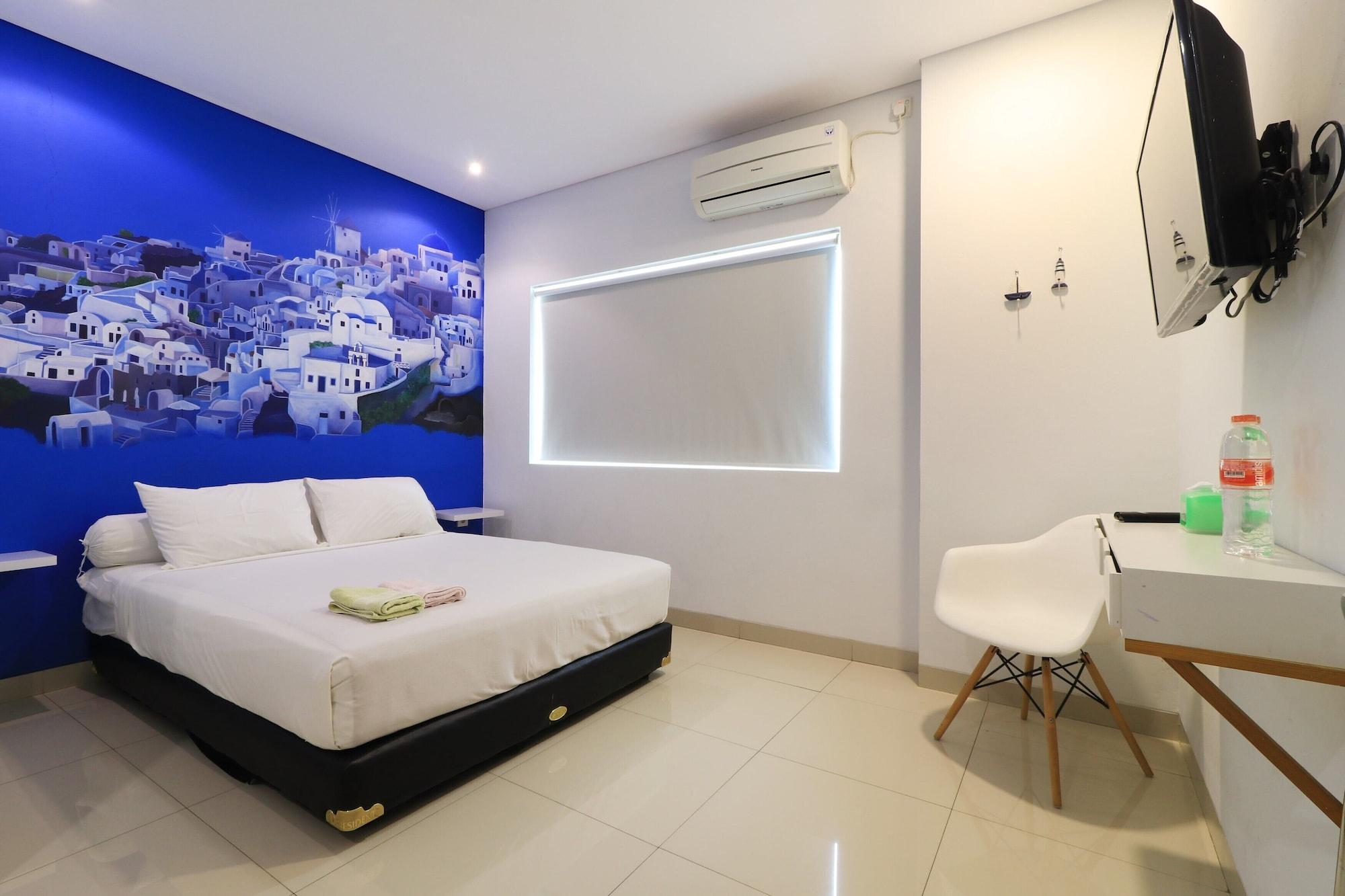 Varios Locus Rooms