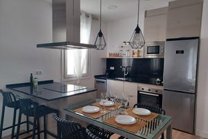 Alquiler Vacacional - ¡A Estrenar! Acogedor Apartamento en Tarragona Centro