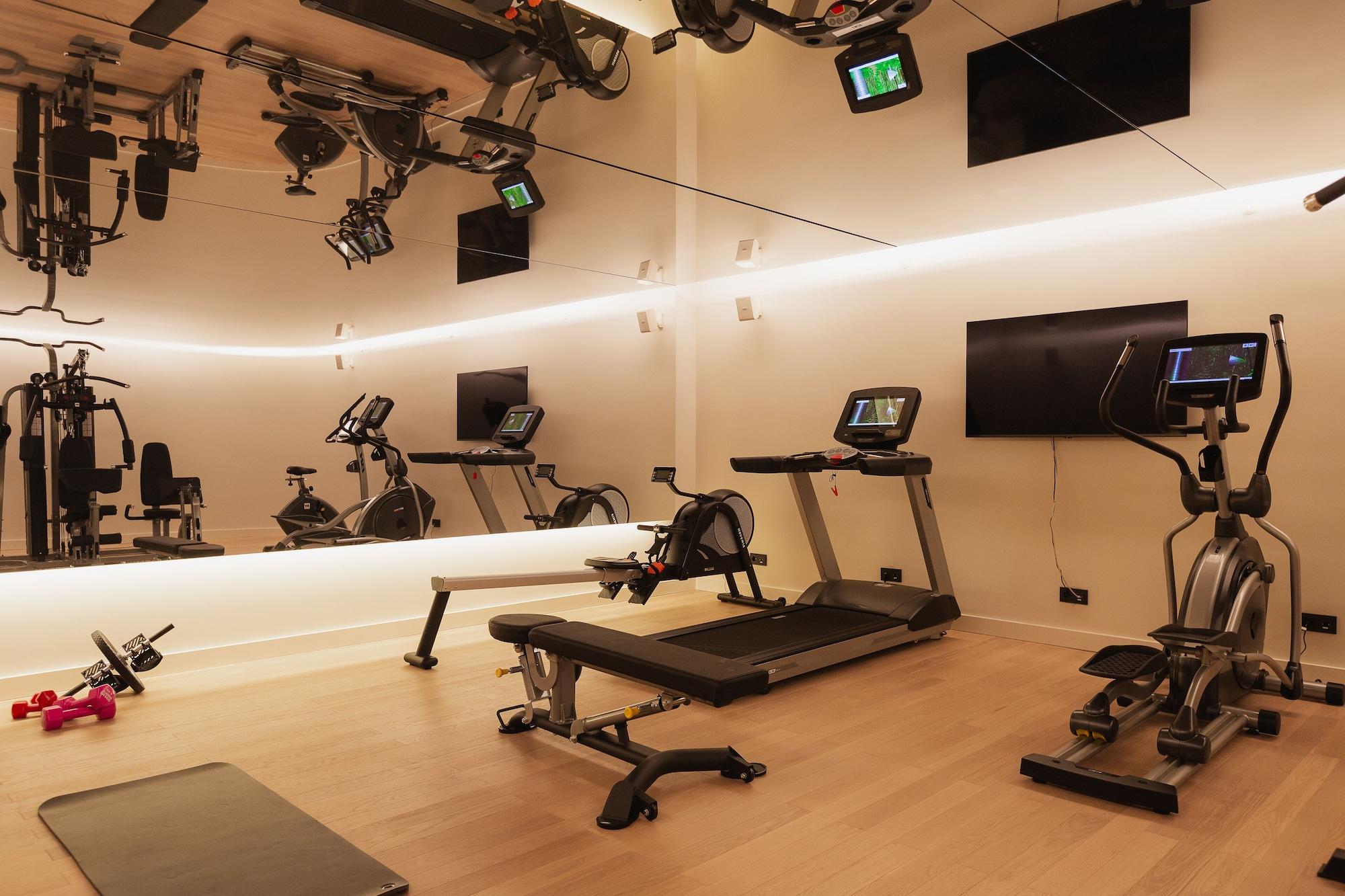Gimnasio Lumen Hotel & The Lisbon Light Show