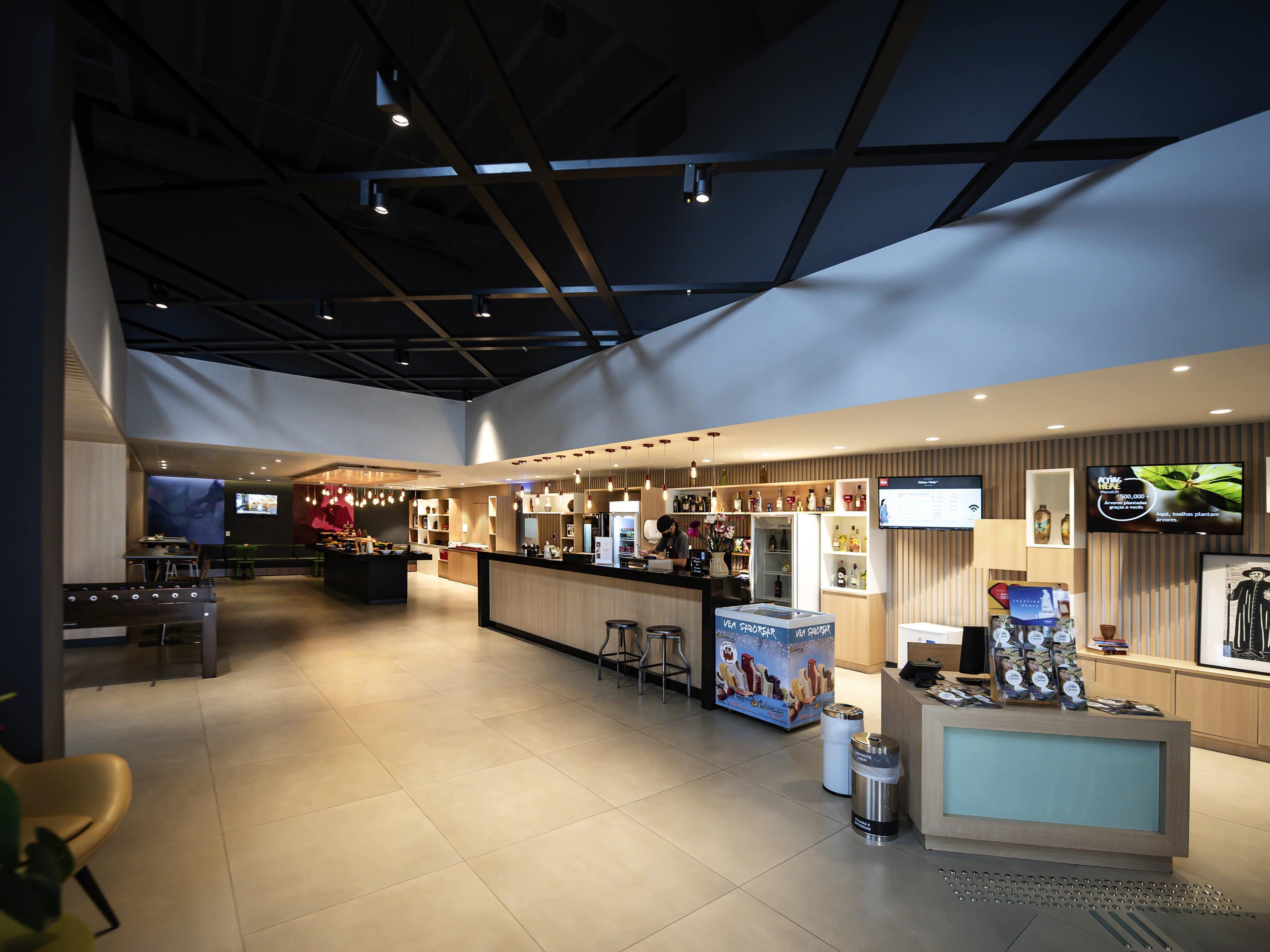 Varios ibis Juazeiro do Norte