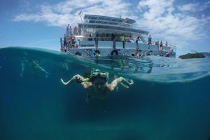 Actividad - Visita las playas de Búzios en catamarán