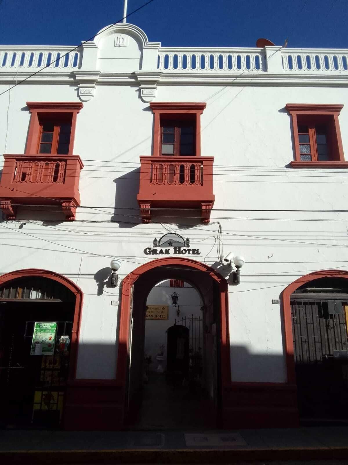 Varios Gran Hotel