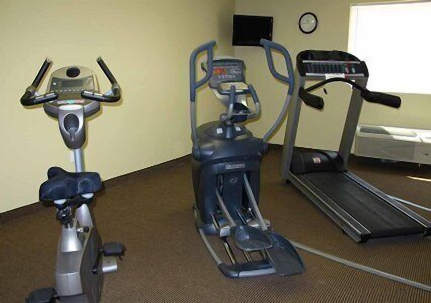 Gimnasio Suburban Studios Near Camp Lejeune