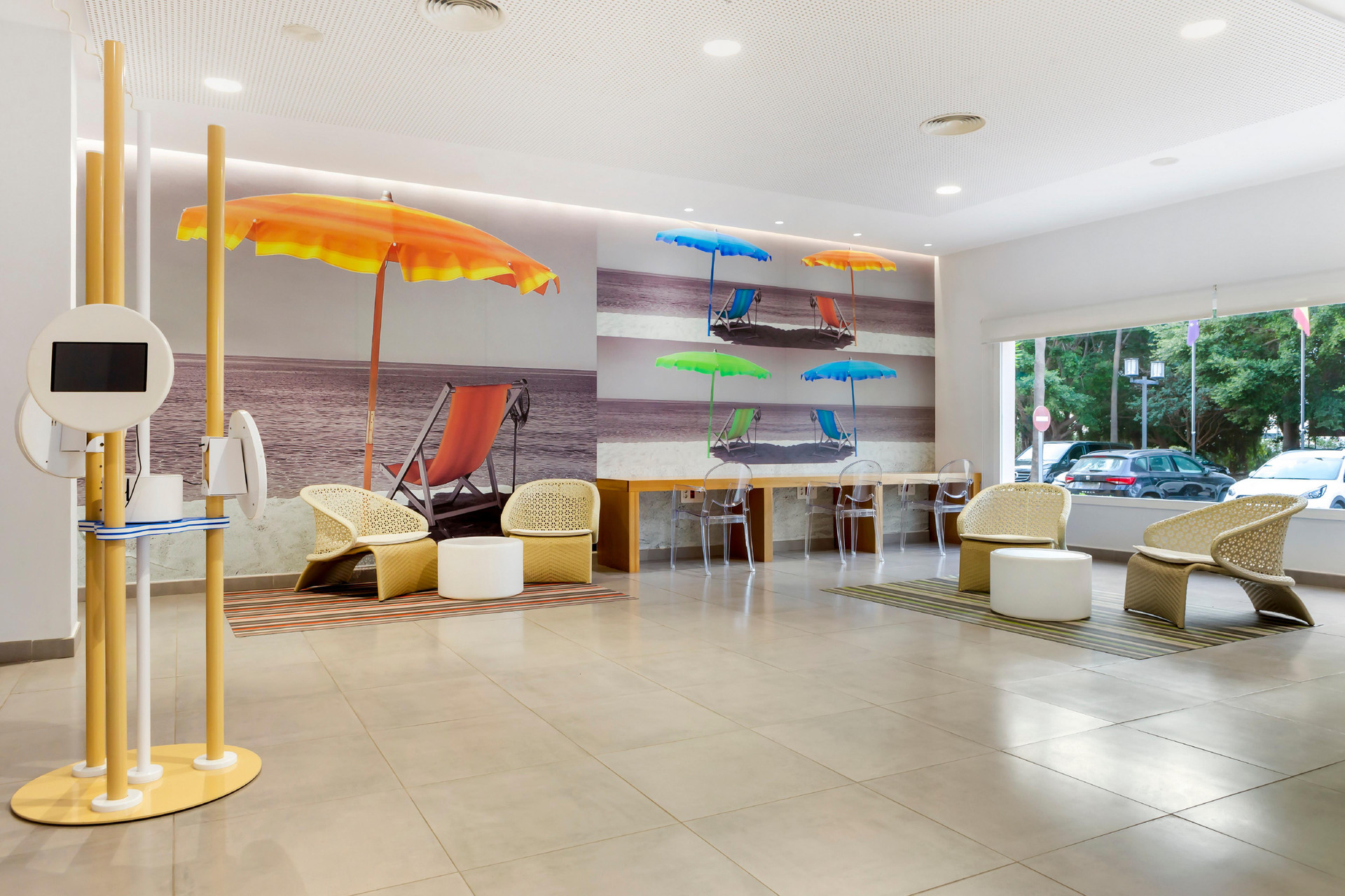 Vista Lobby Los Amigos Beach Club