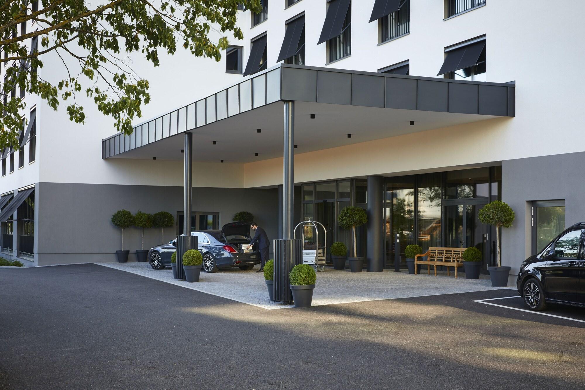 Vista Exterior Infinity Hotel & Conference Resort Munich