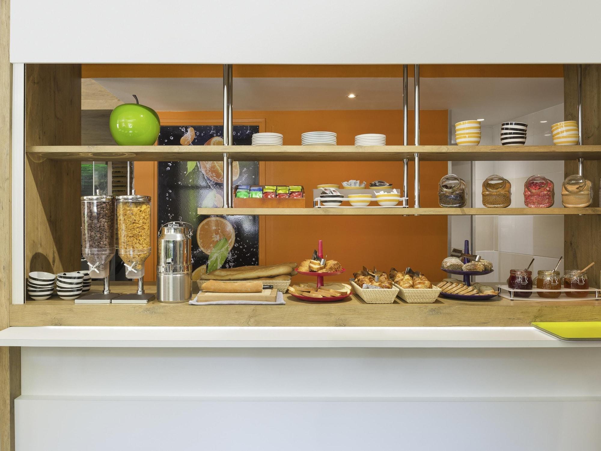 Restaurant ibis budget Cannes centre ville