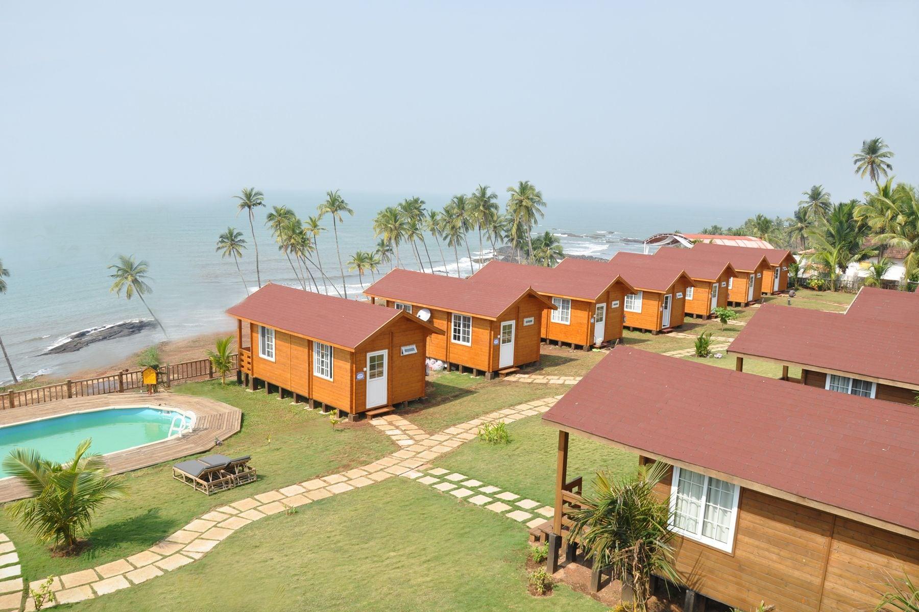 Varios Ozran Heights Beach Resort