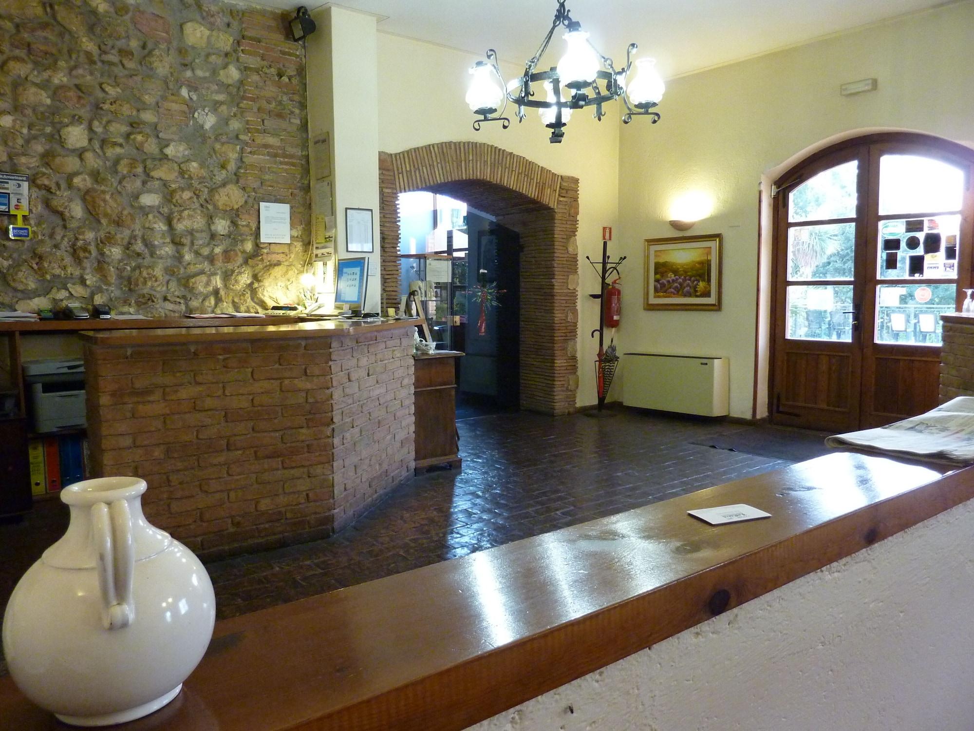 Vista Lobby Hotel La Rocca