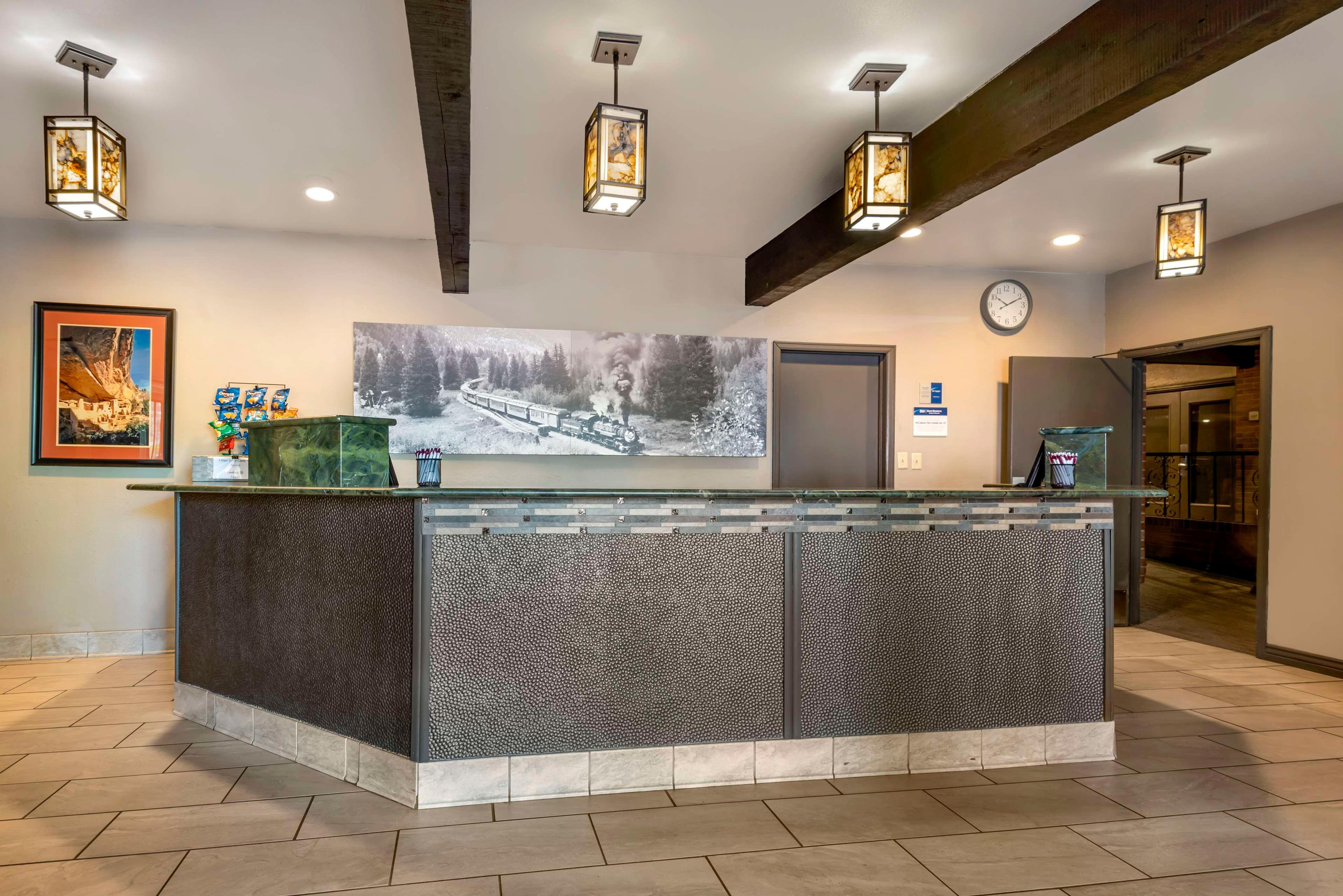 Vista Lobby Best Western Plus Rio Grande Inn