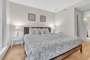 Alquiler Vacacional - Centrally Located Furnished Apt In Penn Quarter 2 Bedroom Apts by RedAwning
