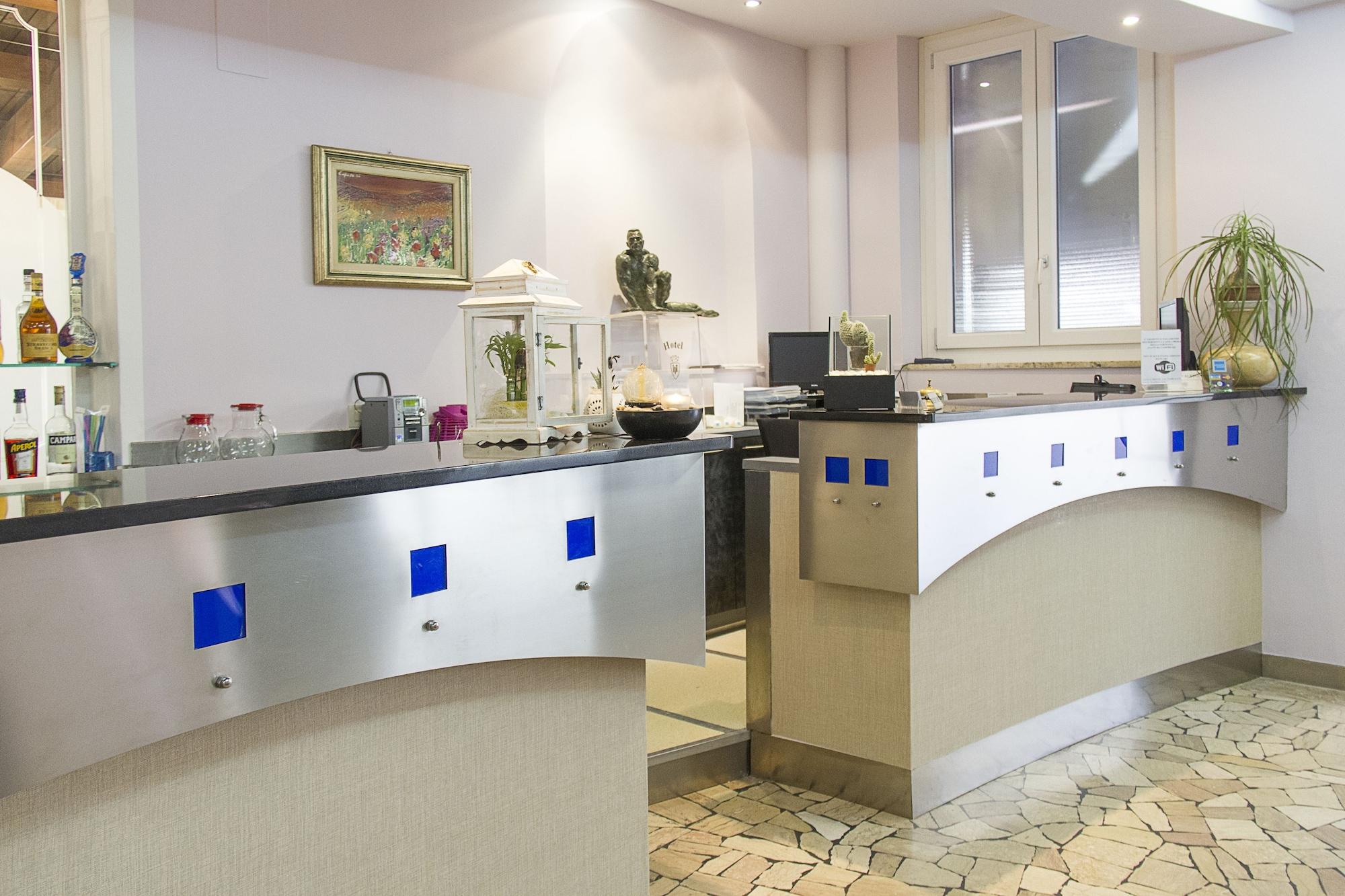 Bar/Salón La Terrazza