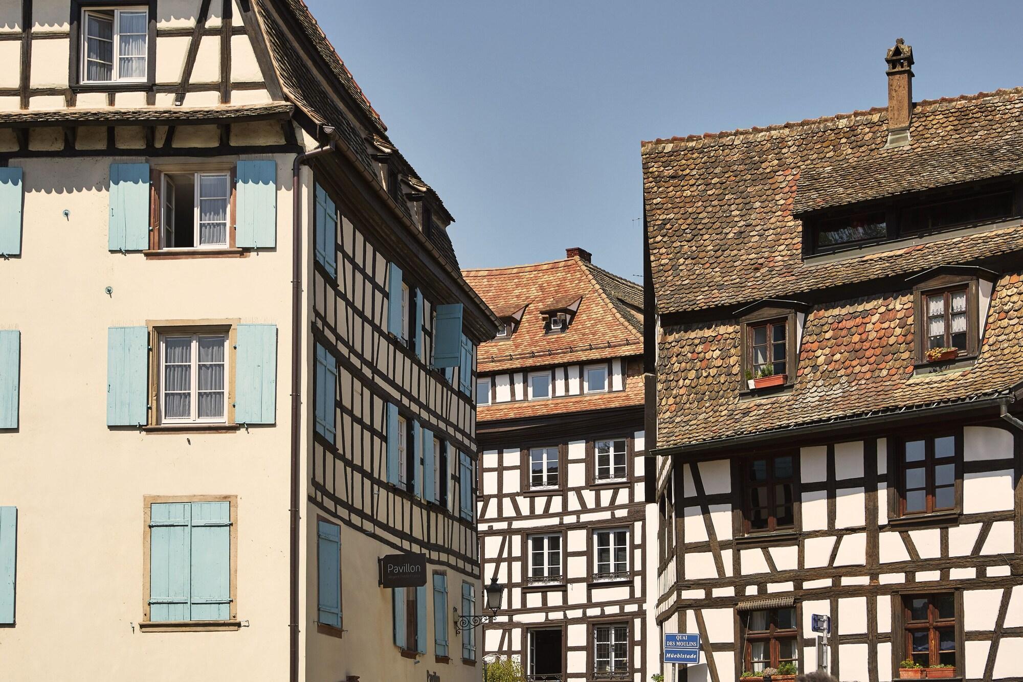 Vista Lobby Pavillon REGENT PETITE France By Stay Collection