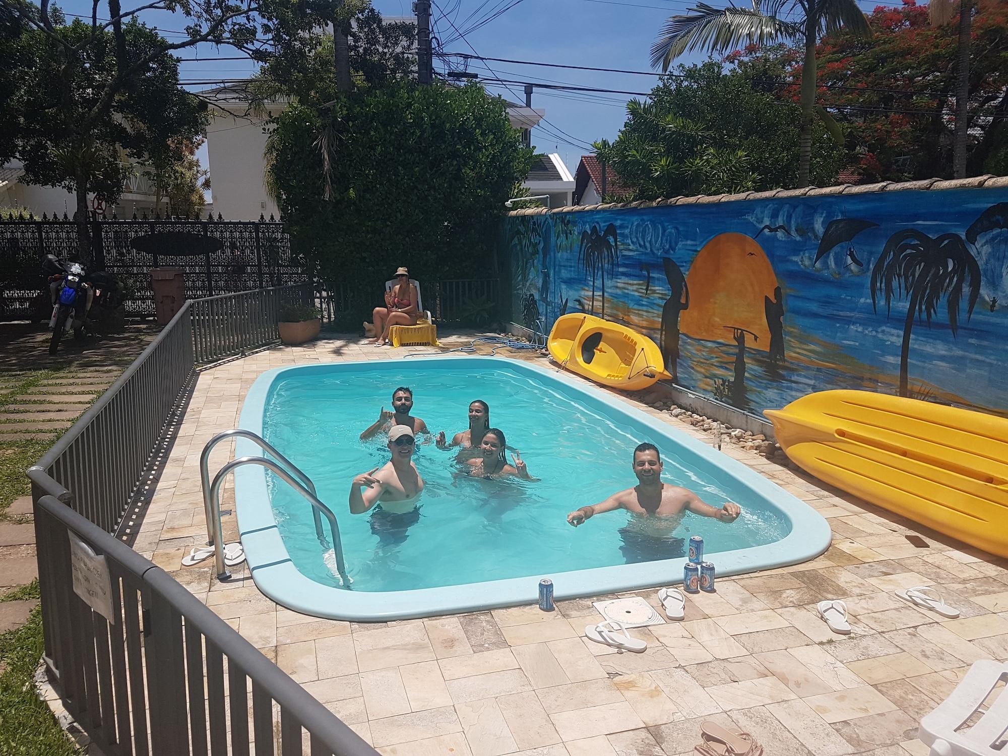 Vista Exterior Geckos Hostel