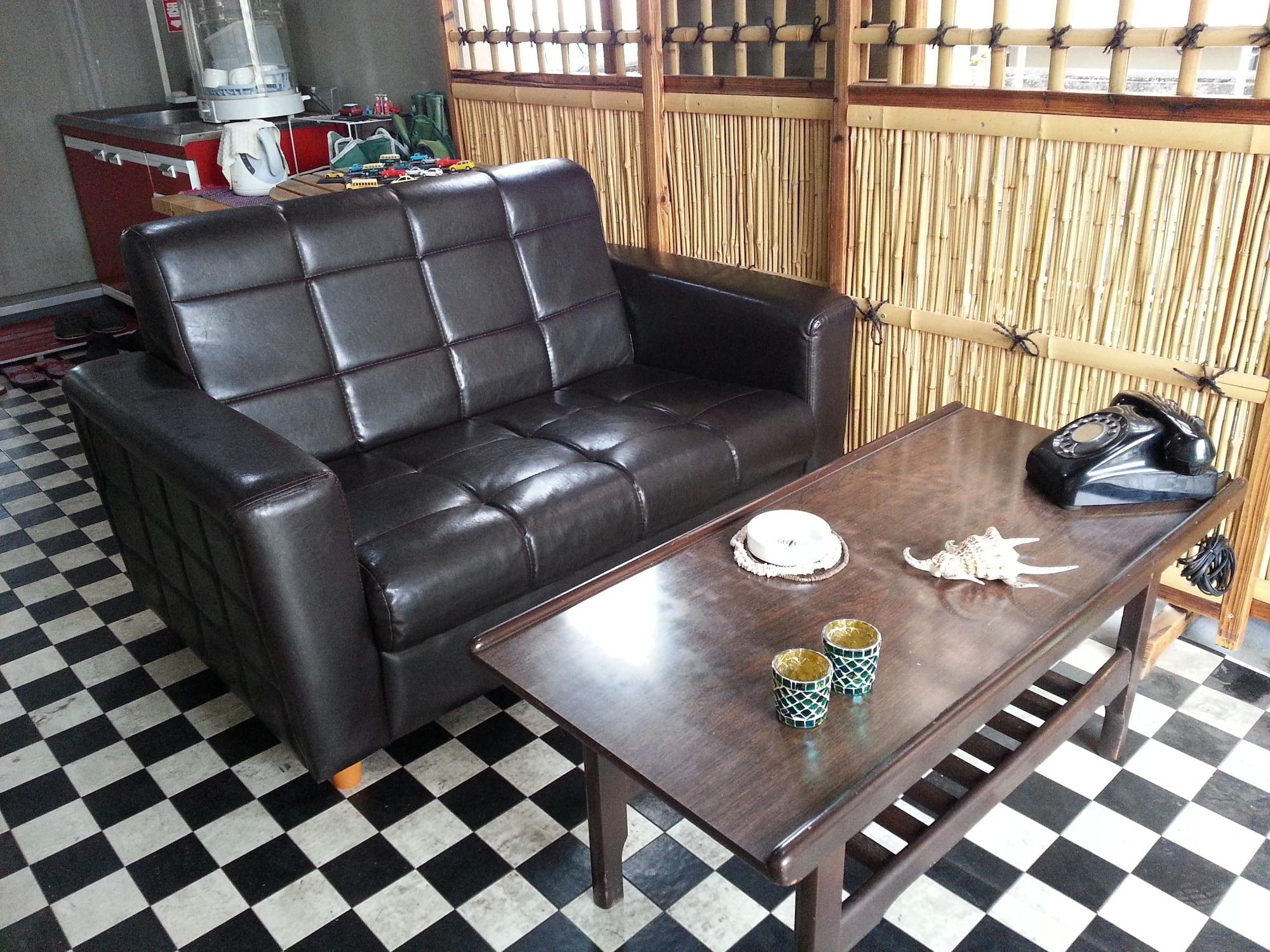 Vista Lobby Dyeing and Hostel NAKASHIMAYA - Caters to Women