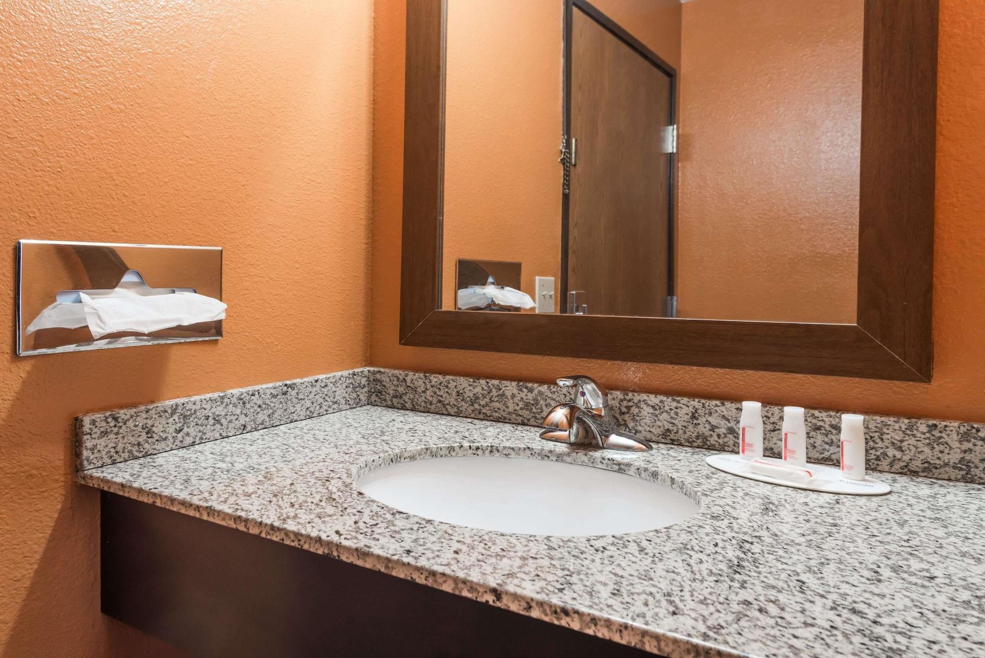 Equipamiento de Habitación Days Inn by Wyndham Mexico