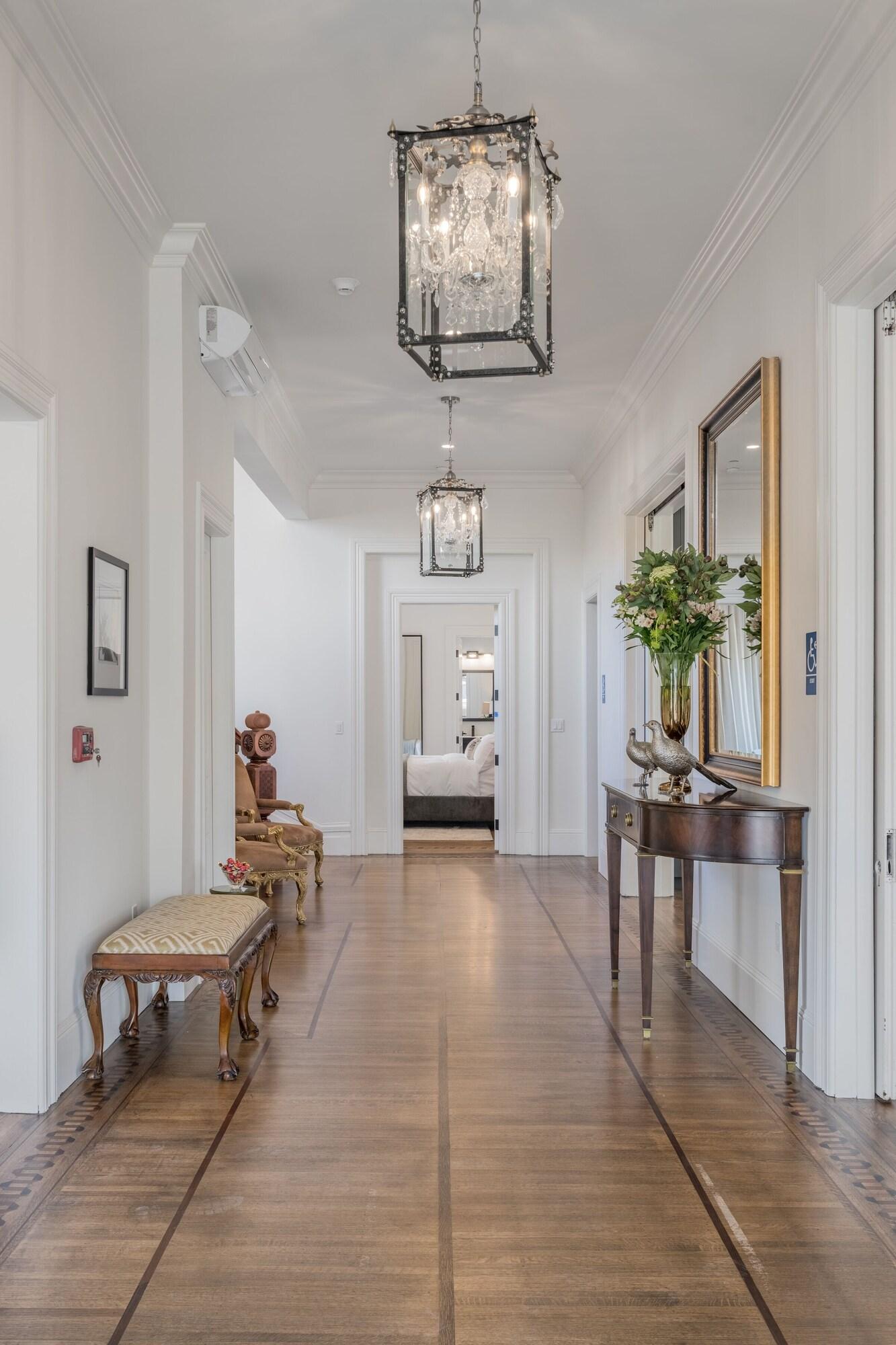 Vista Lobby The George Luxury Boutique Inn