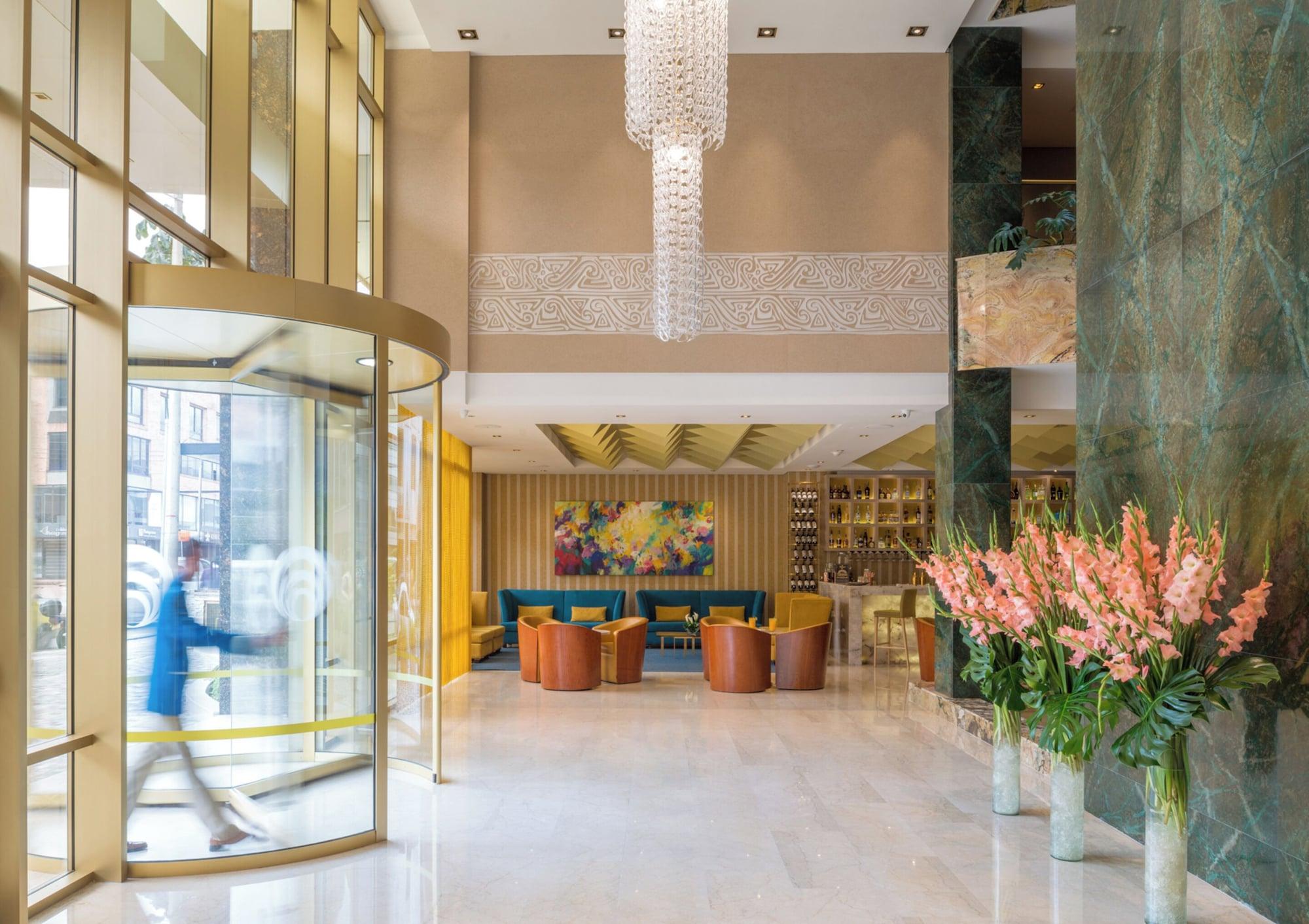 Vista Lobby Hotel El Dorado Bogota