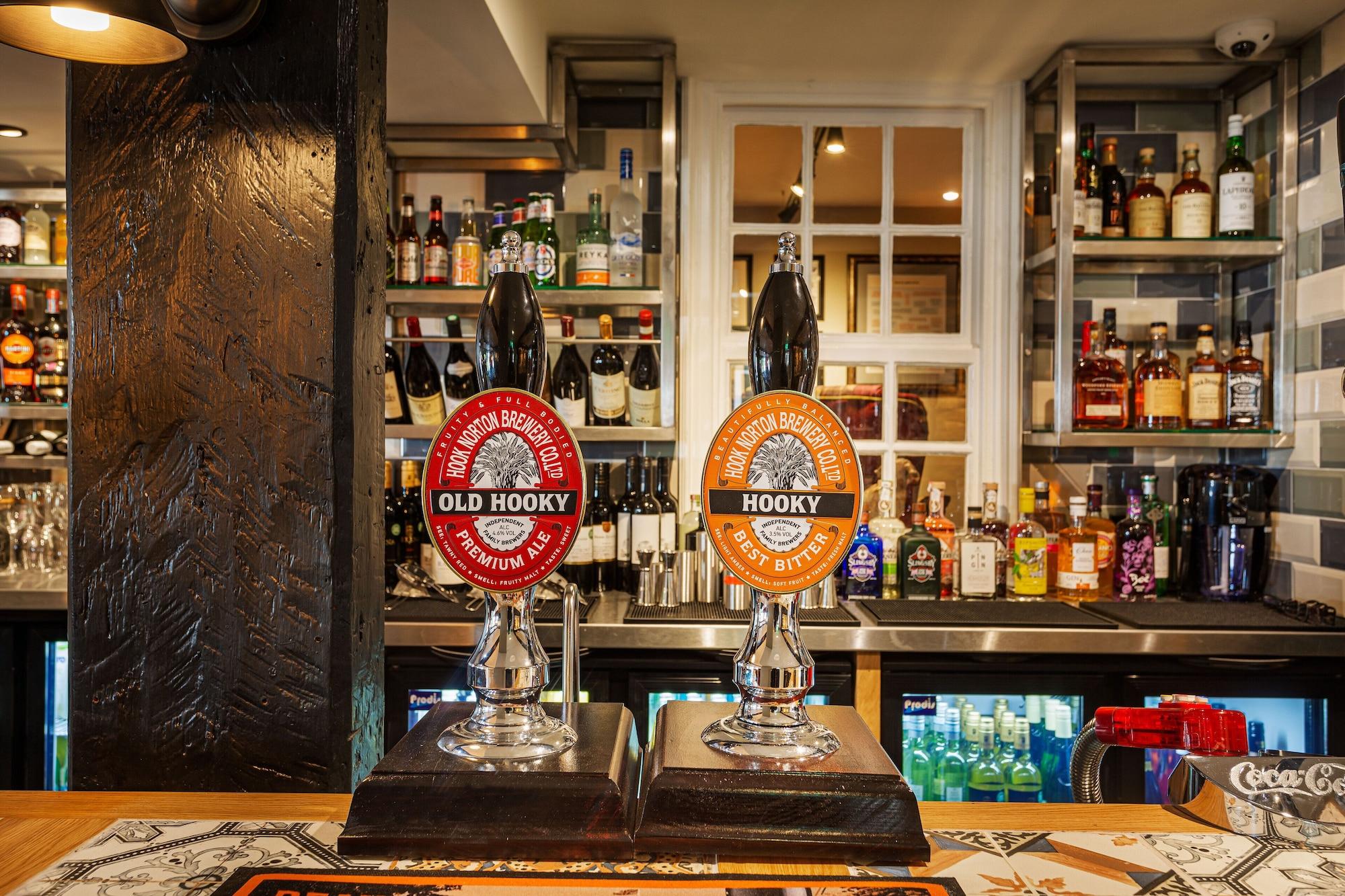 Bar/Salón The George Hotel, Dorchester-on-Thames