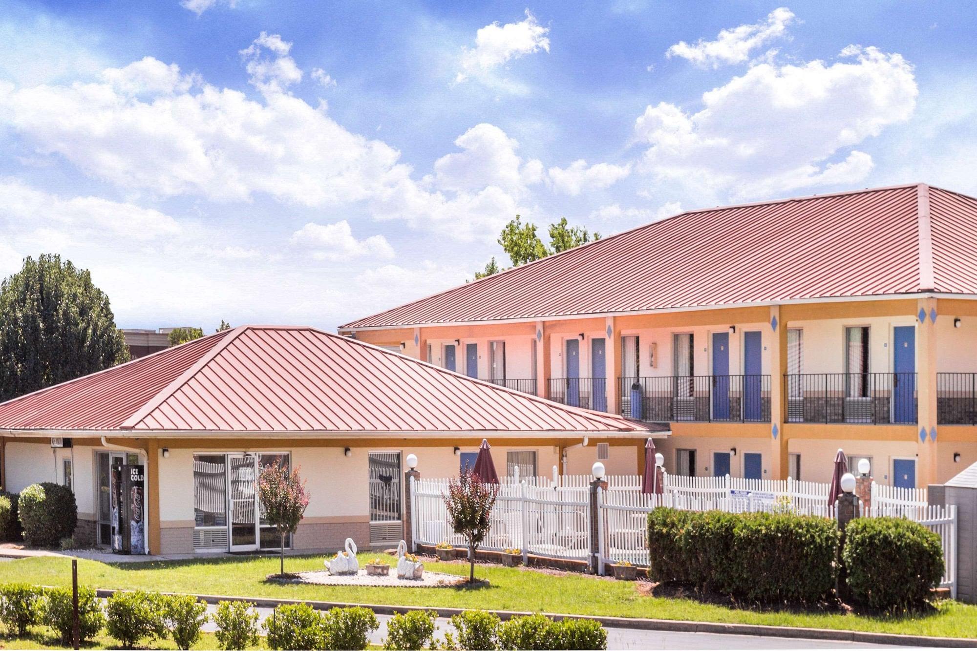 Varios Days Inn by Wyndham Augusta Wheeler Road