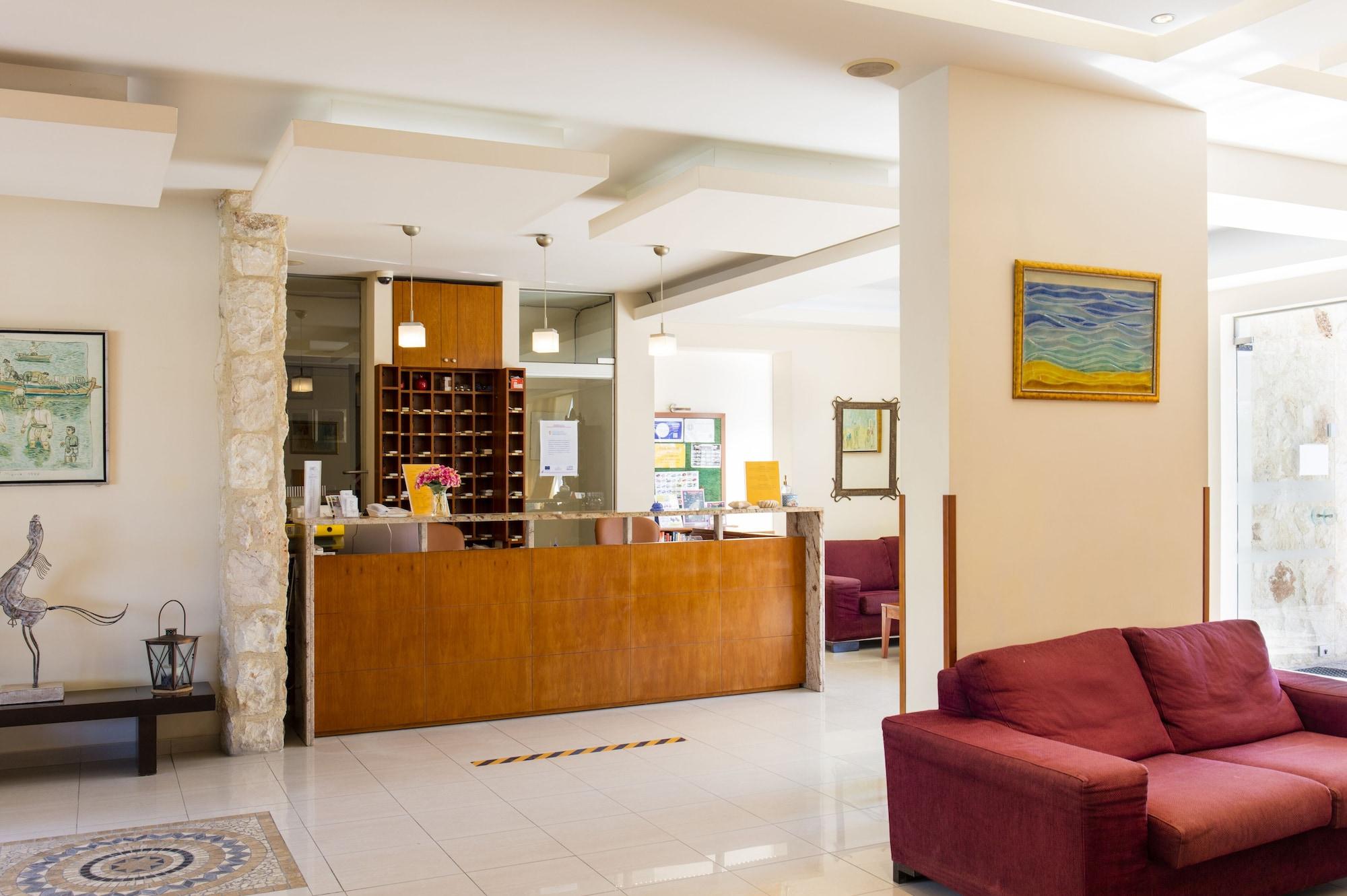 Vista Lobby Ilyssion Holidays Hotel