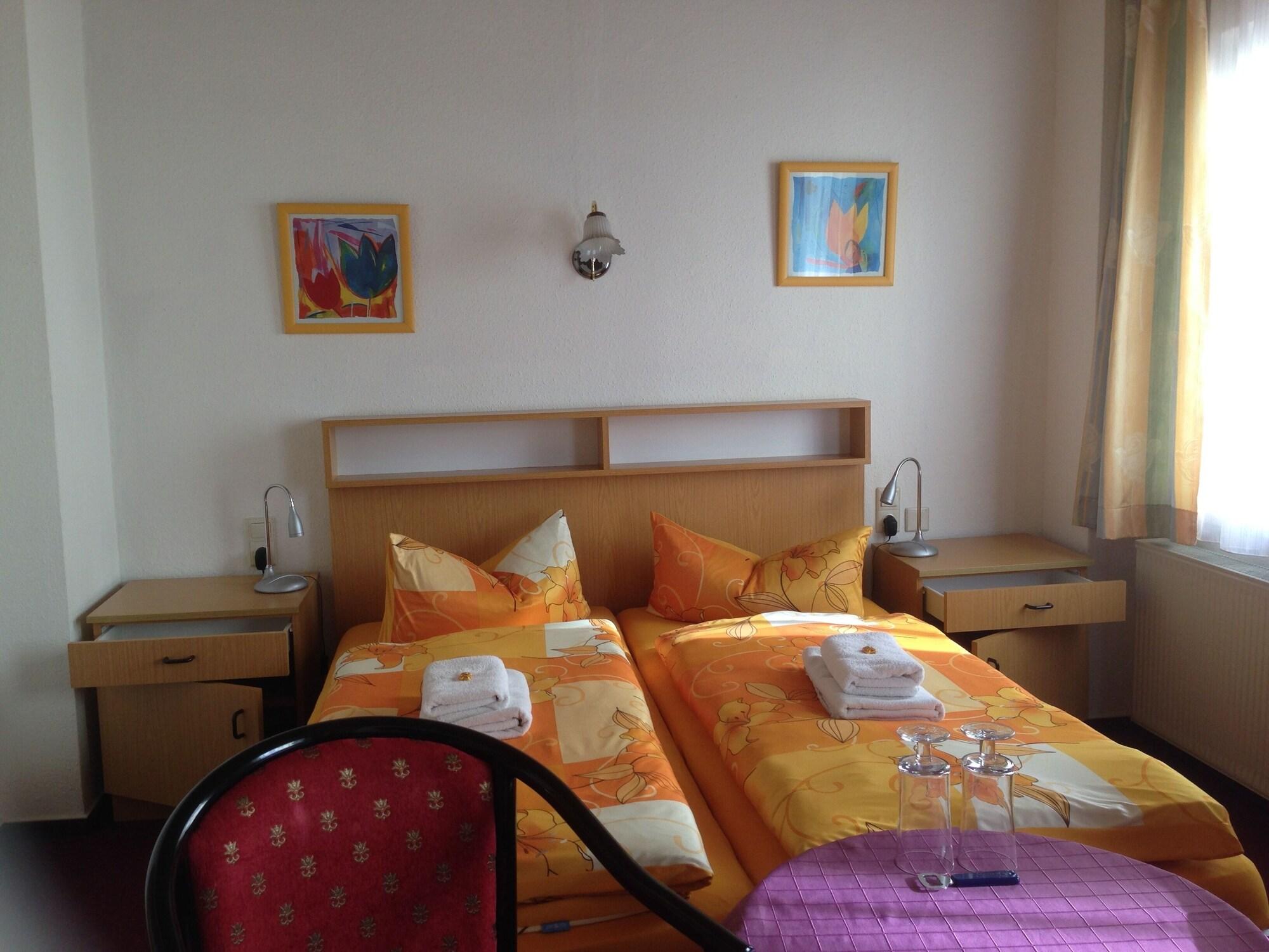 Habitación Pension Anna Gastronomie