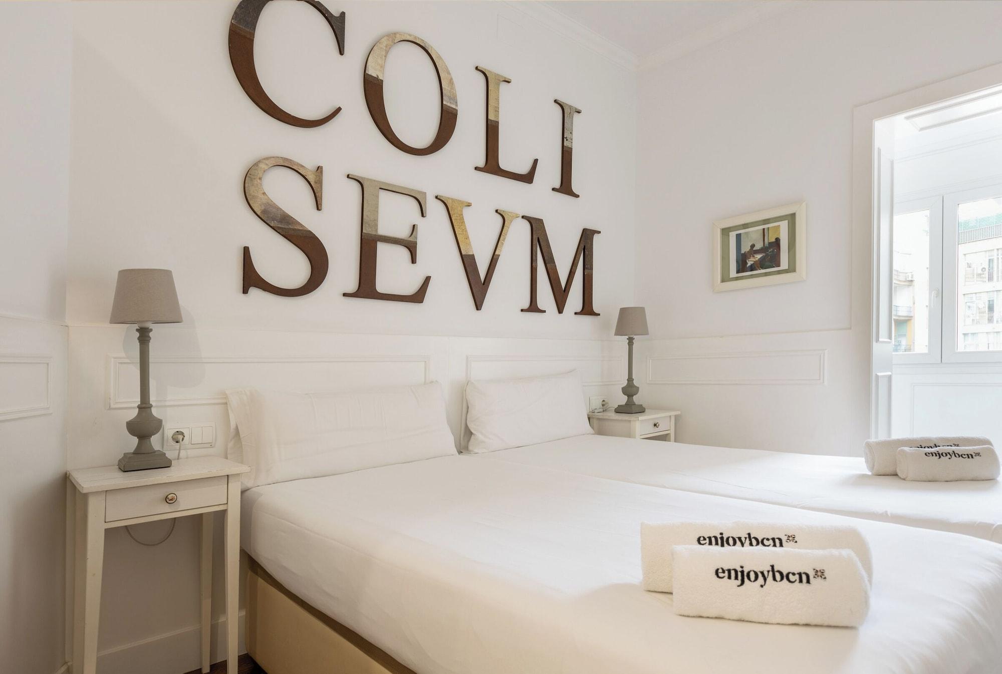 Habitación Enjoybcn Coliseum Apartments