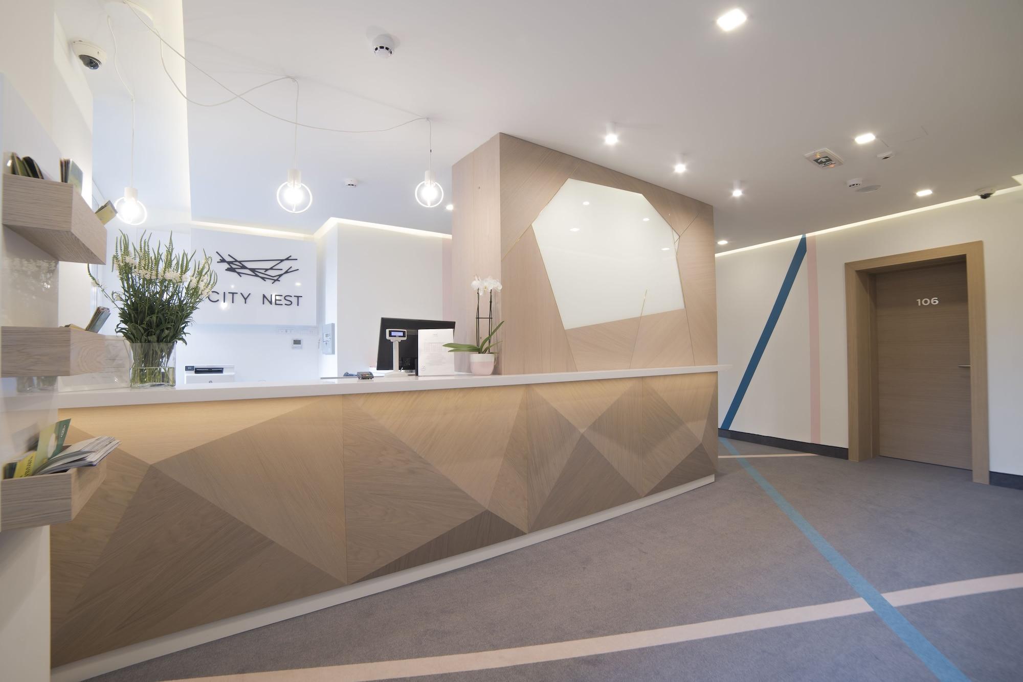 Vista Lobby City Nest Modern & Cozy Suites