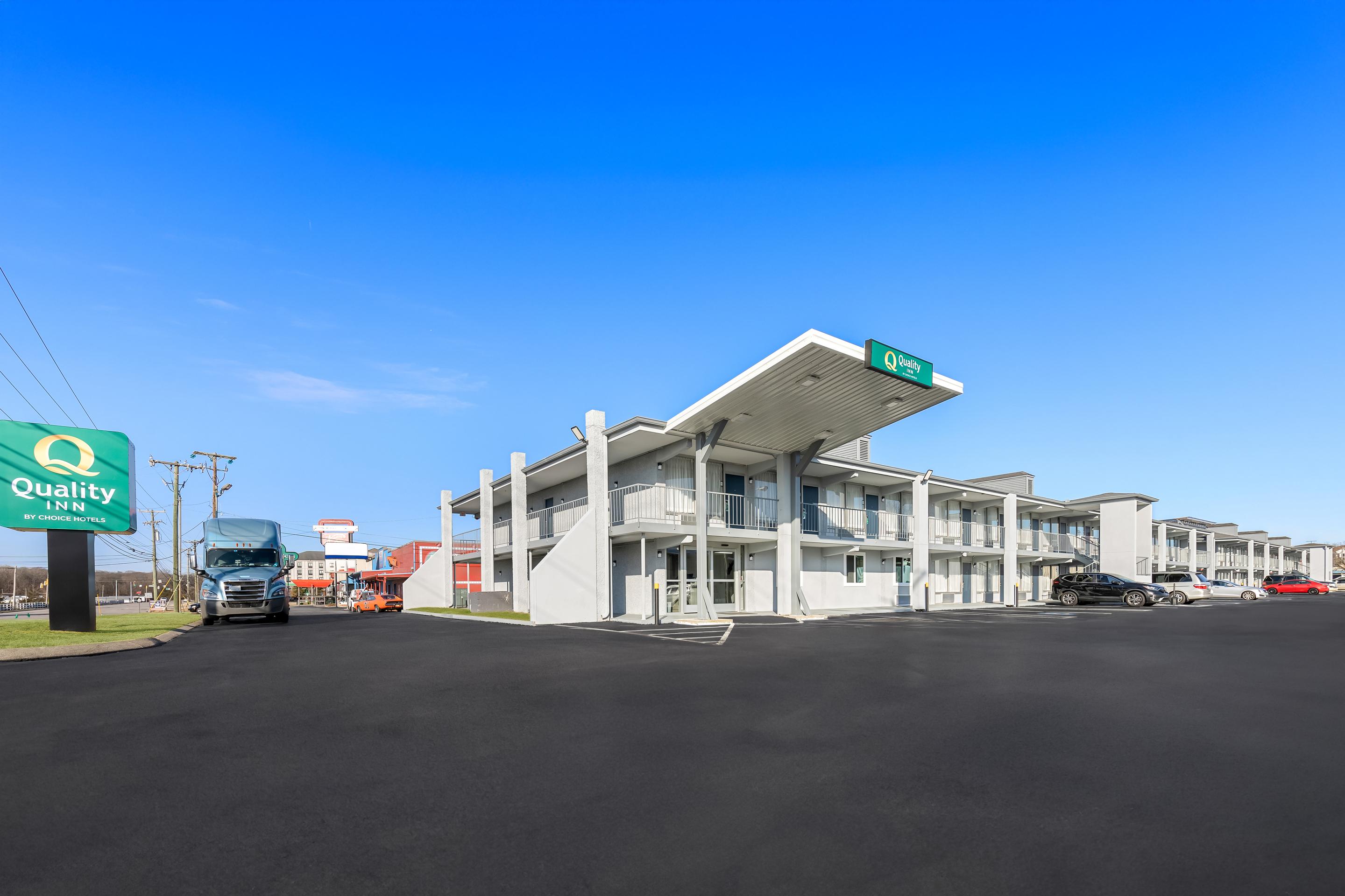 Vista Exterior Quality Inn Nashville - Opryland Area