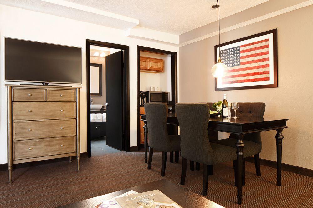 Suite Capitol Hill Hotel