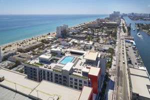 Alojamiento - Costa Hollywood Beach Resort