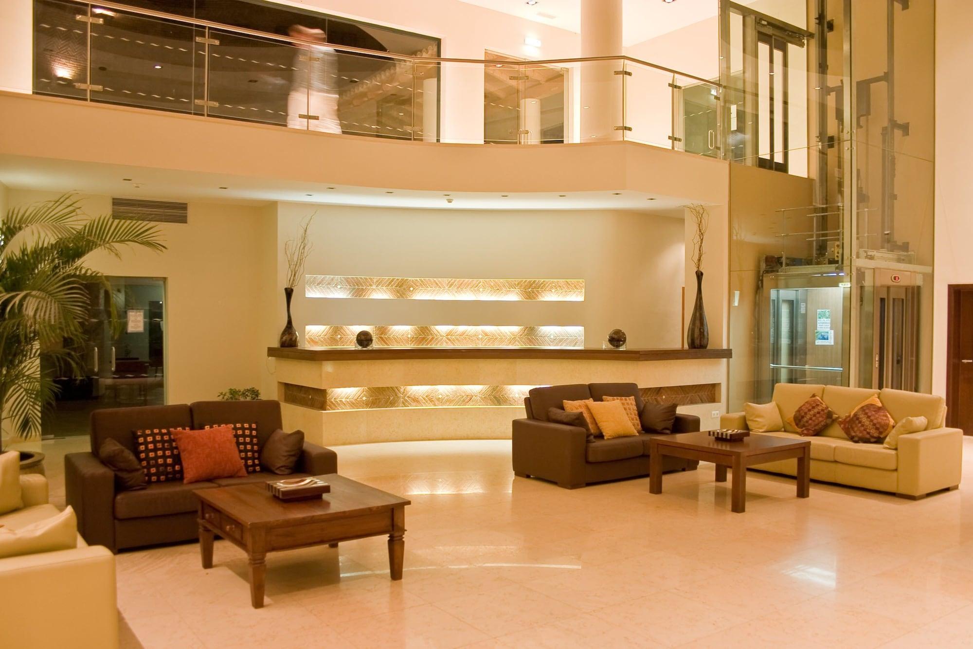 Vista Lobby Cerro Mar Atlantico & Cerro Mar Garden