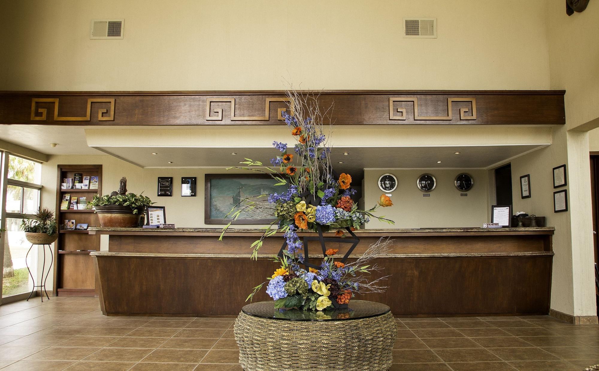 Vista Lobby Estero Beach Hotel & Resort