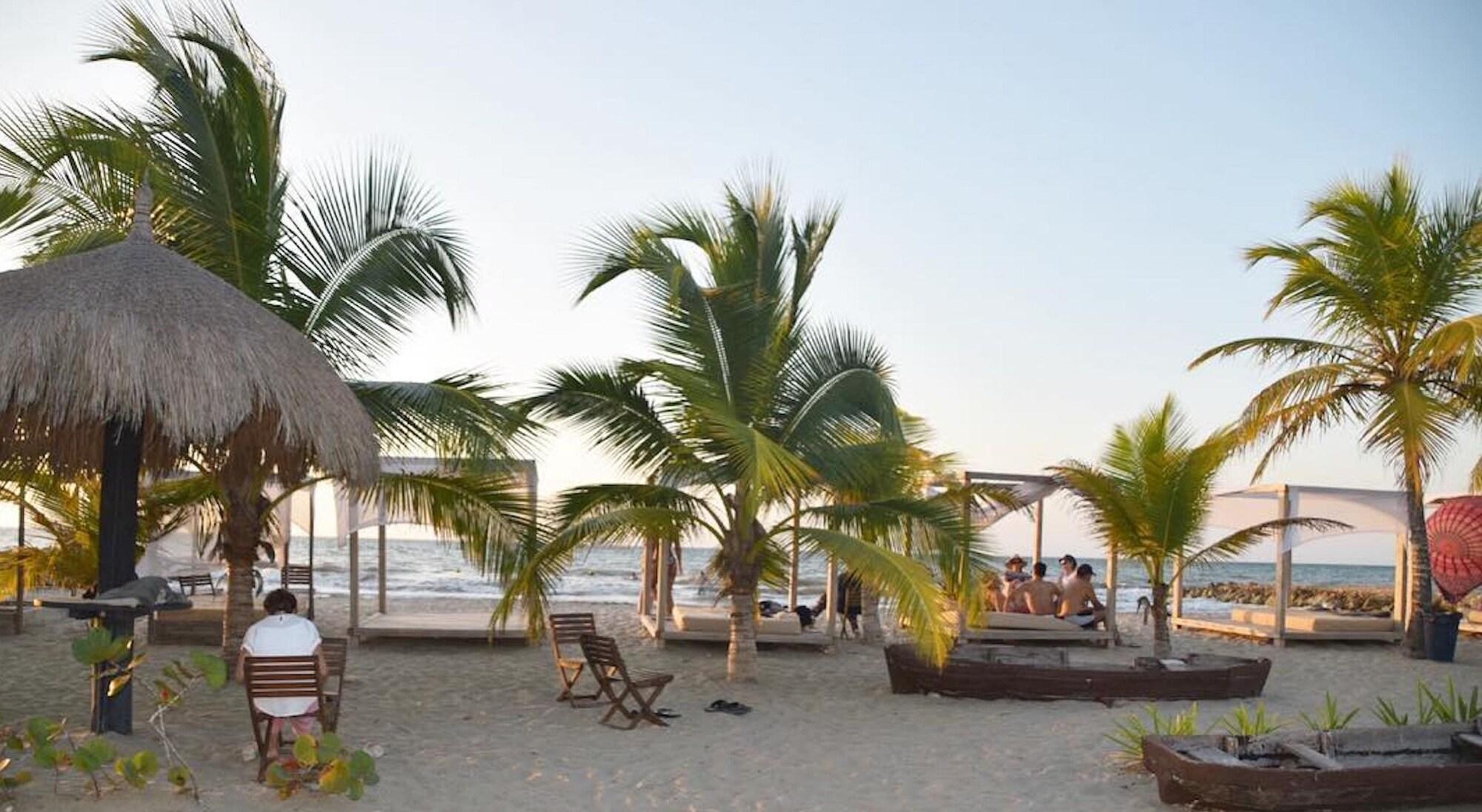 Playa Loa Tolú by Bernalo Hotels