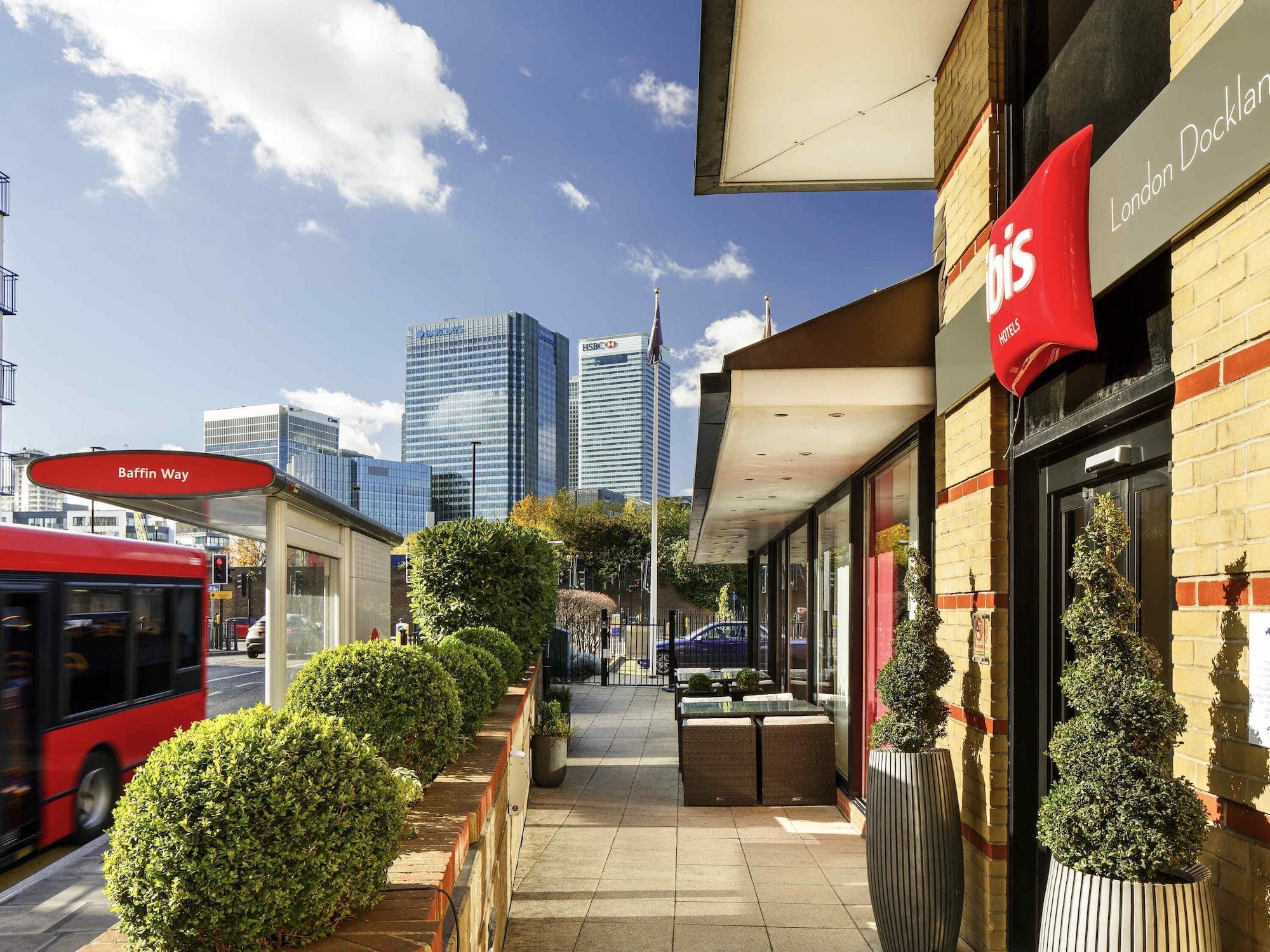 Varios ibis London Docklands Canary Wharf