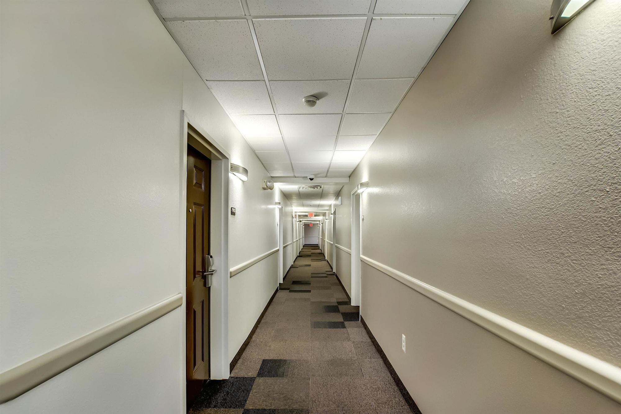 Varios Studio 6 East Brunswick, NJ - NYC Area