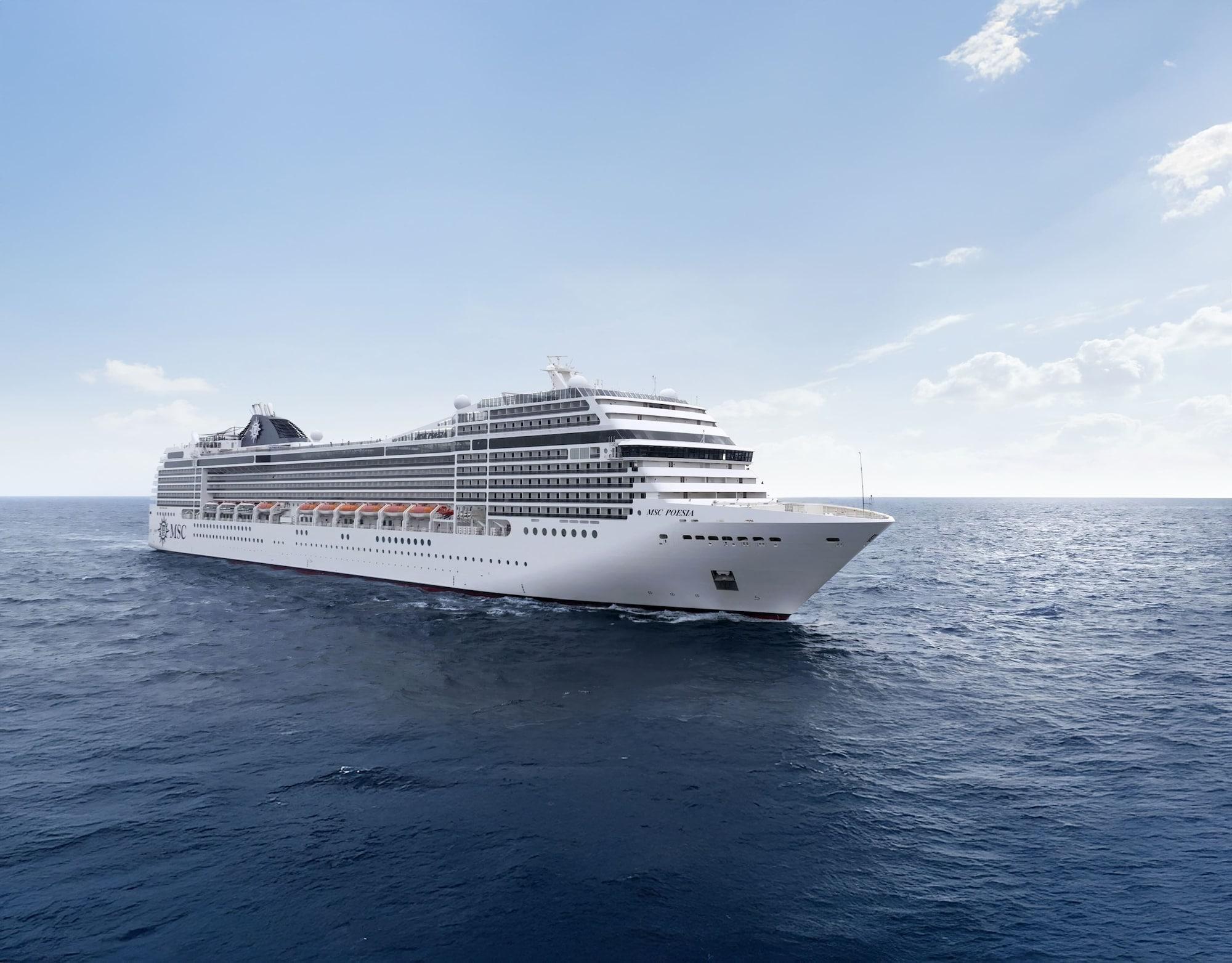 Vista Exterior Arabian Cruise