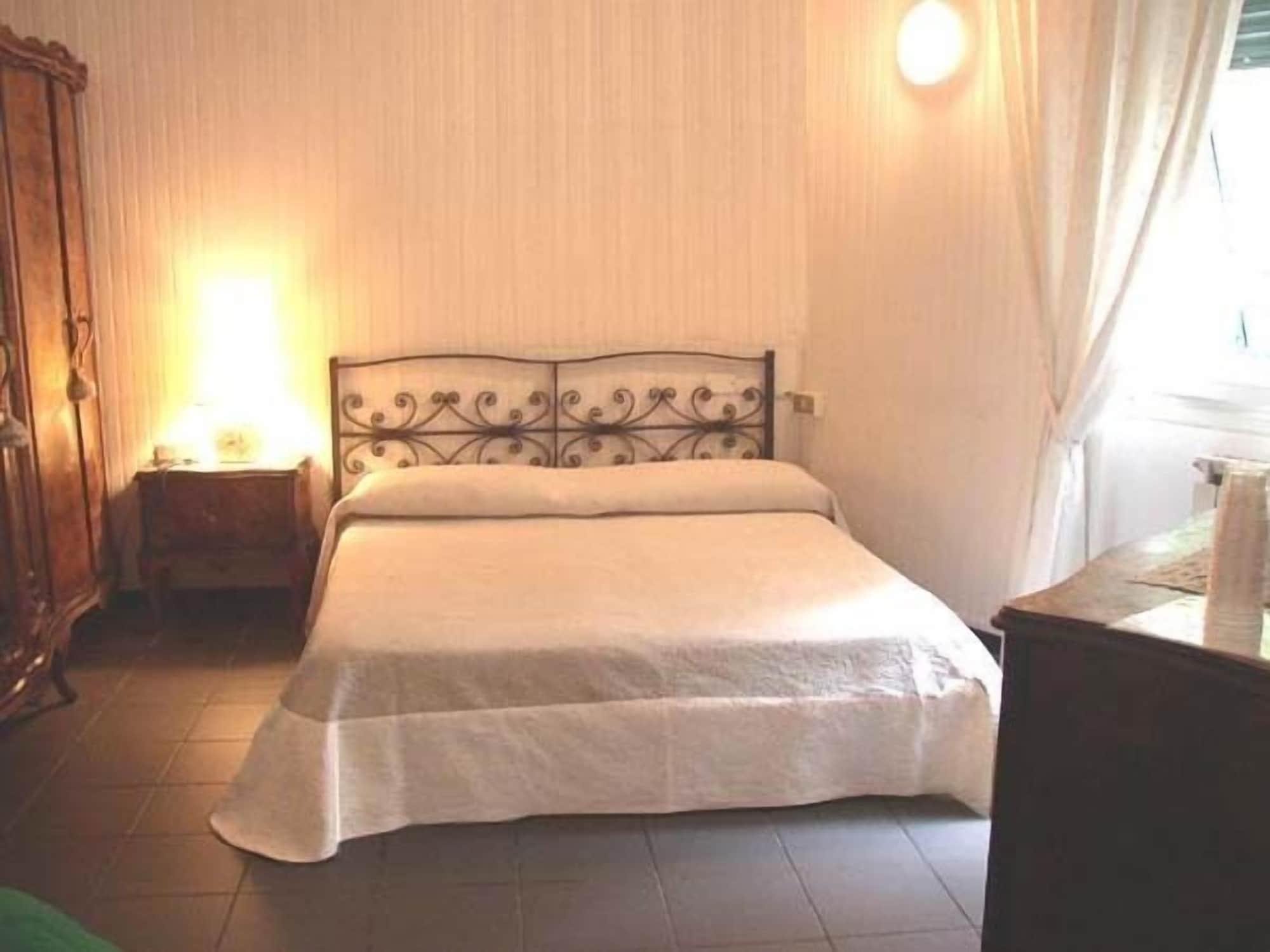 Habitación Hotel Pensione Moderna